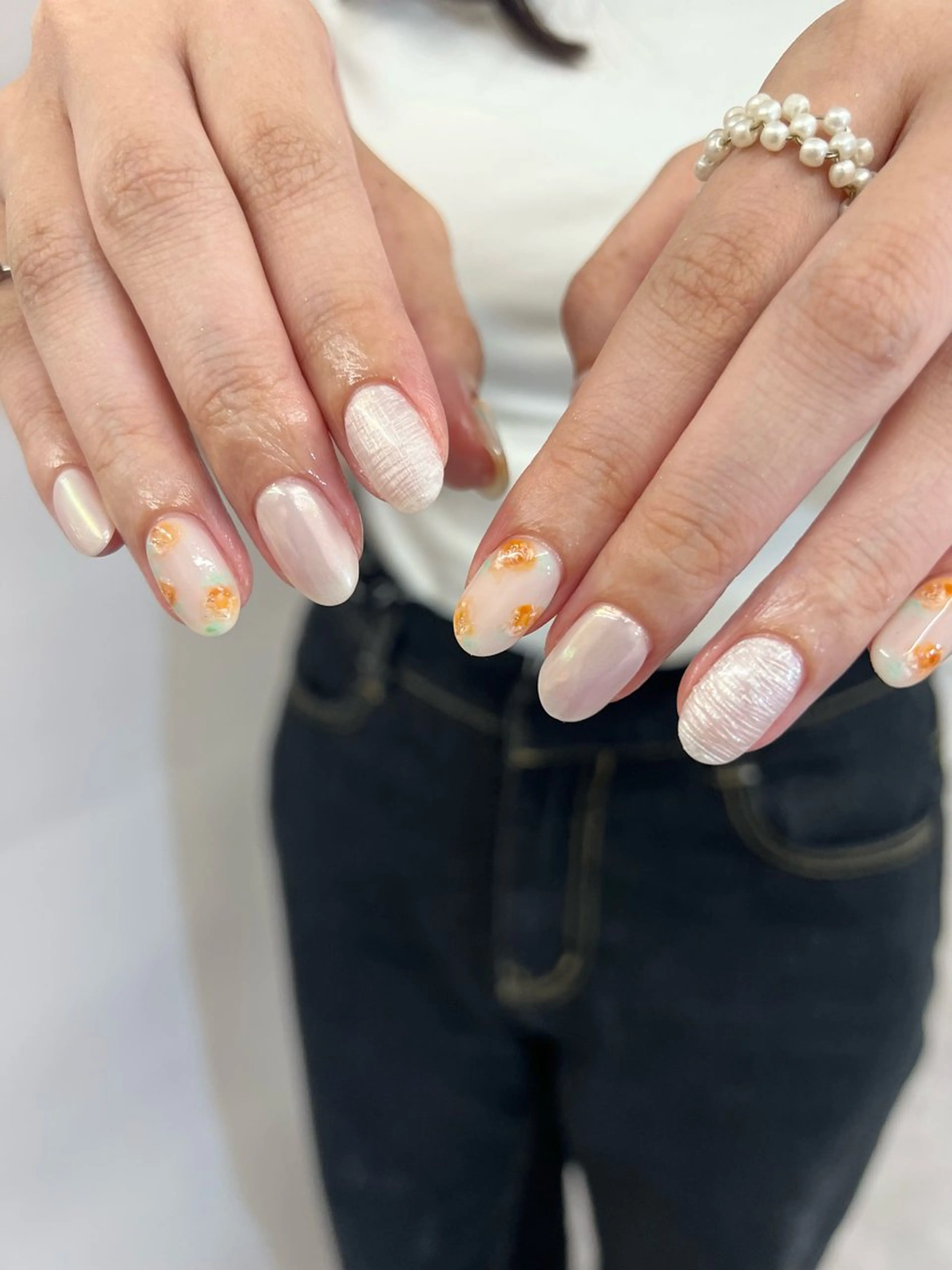 ネイル オーロラネイル ジェルネイル マグネットネイル ニュアンスネイル ワンカラーネイル ハンドネイル ハンドケア Bana_ Nailのネイルデザイン