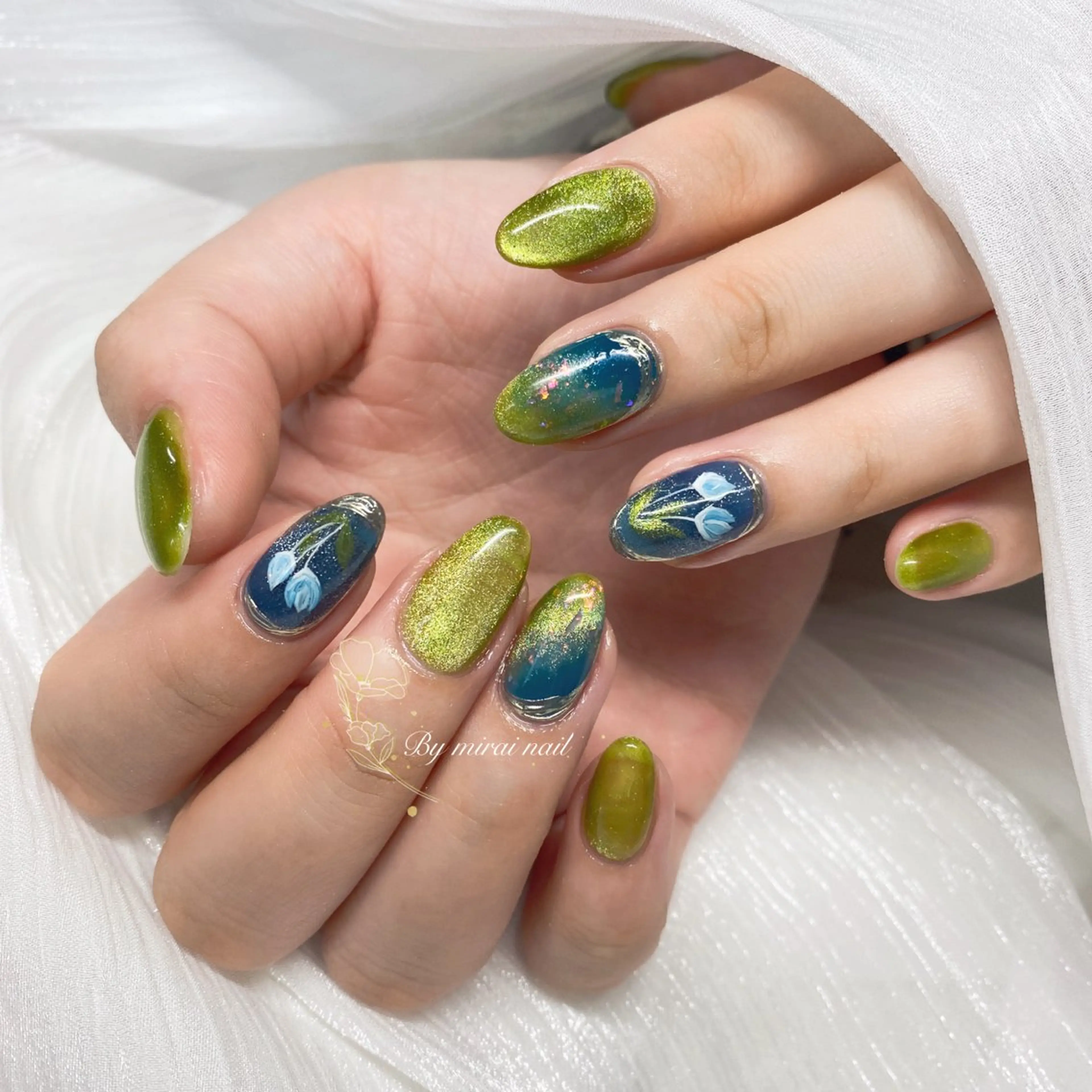 ネイル マグネットネイル 持ち込み ネイルサロン 9Carats神田のネイルデザイン