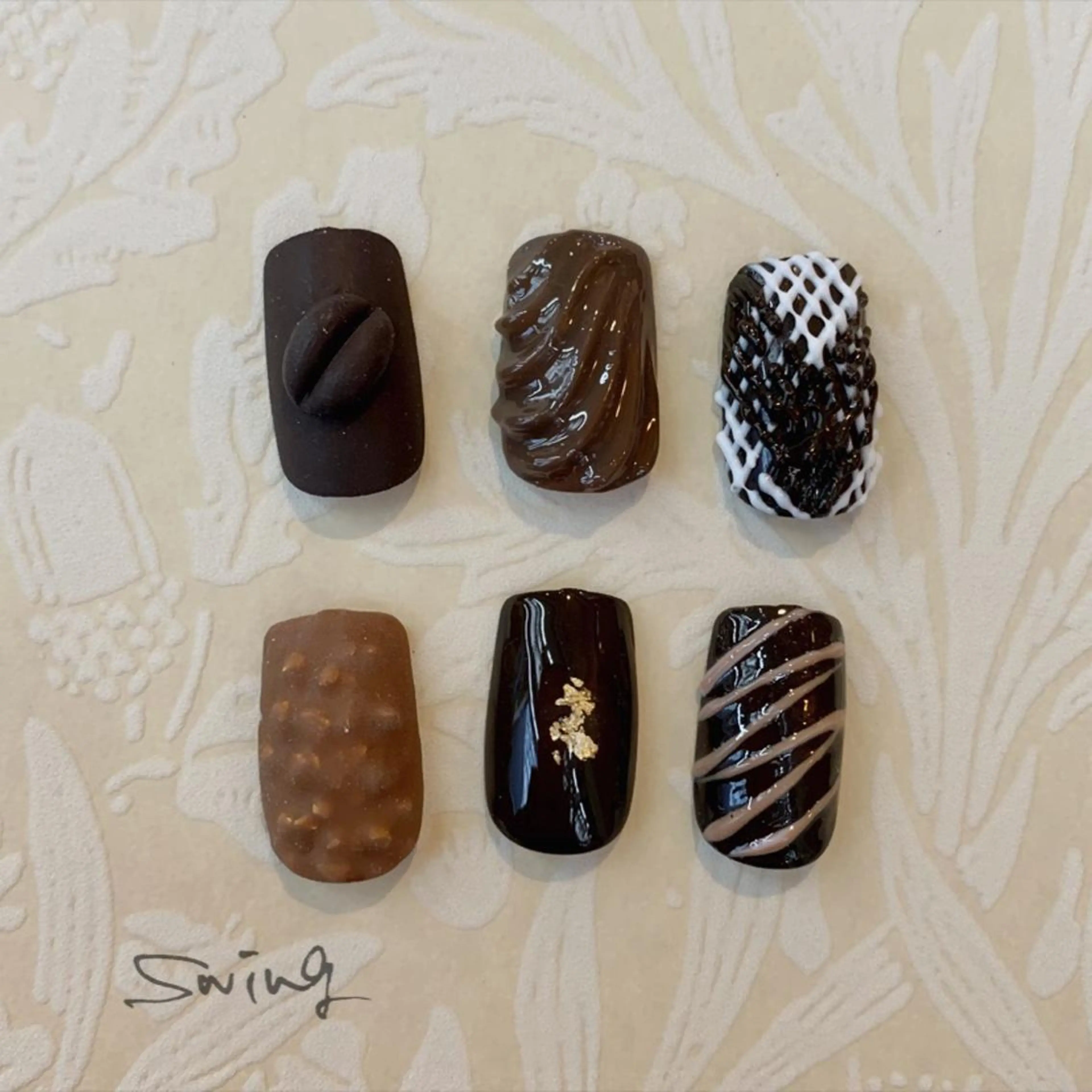 ネイル バレンタイン SWING Nail Salon所属・Yoshida Takakoのネイルデザイン