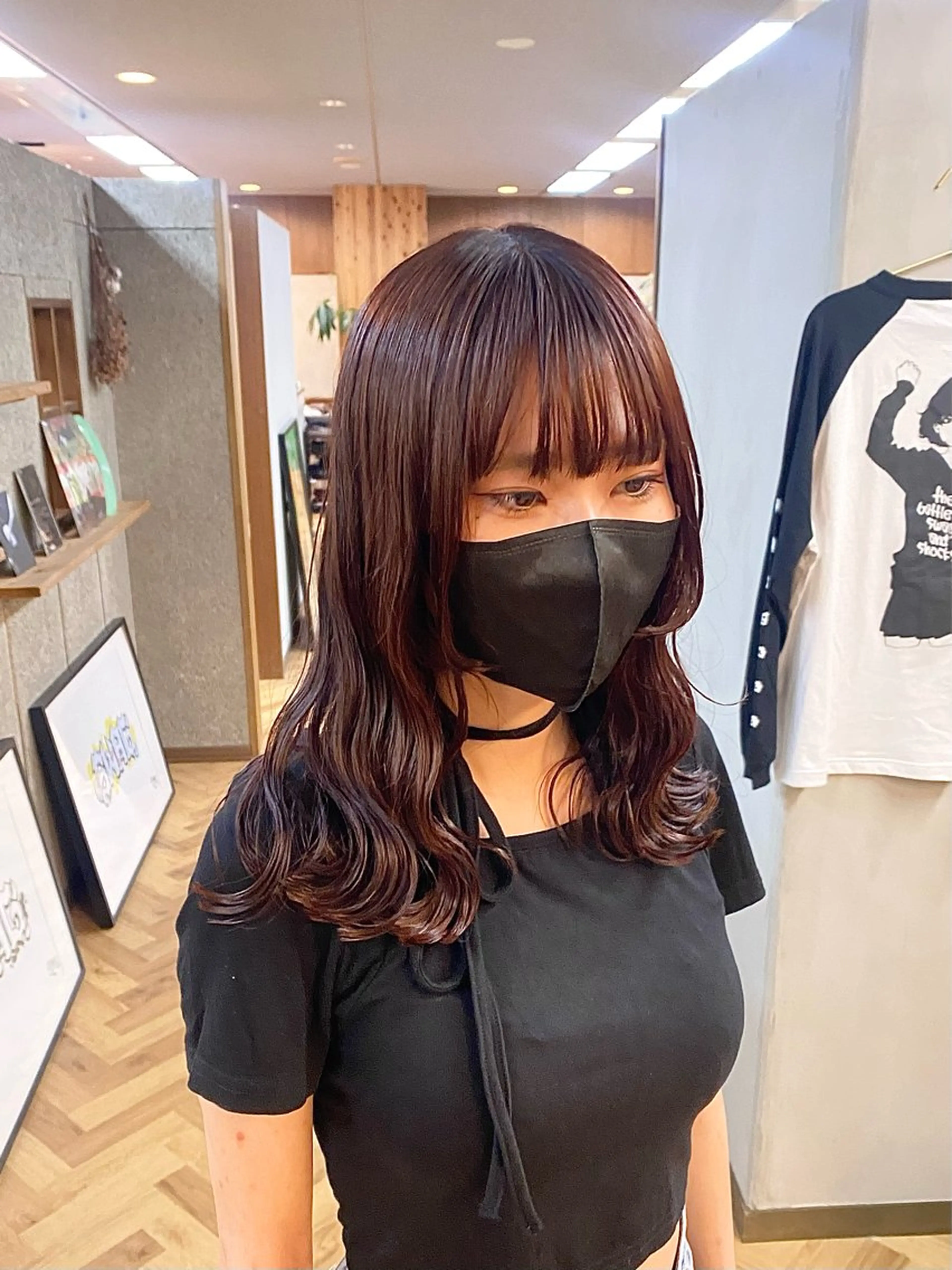 セミロング カラー パーマ ブリーチ ブリーチなしカラー レッドカラー 顔周りカット レイヤーカット カット ヘアカラー トリートメント ハル🌸柔色/ ブリーチなし/艶髪のヘアスタイル