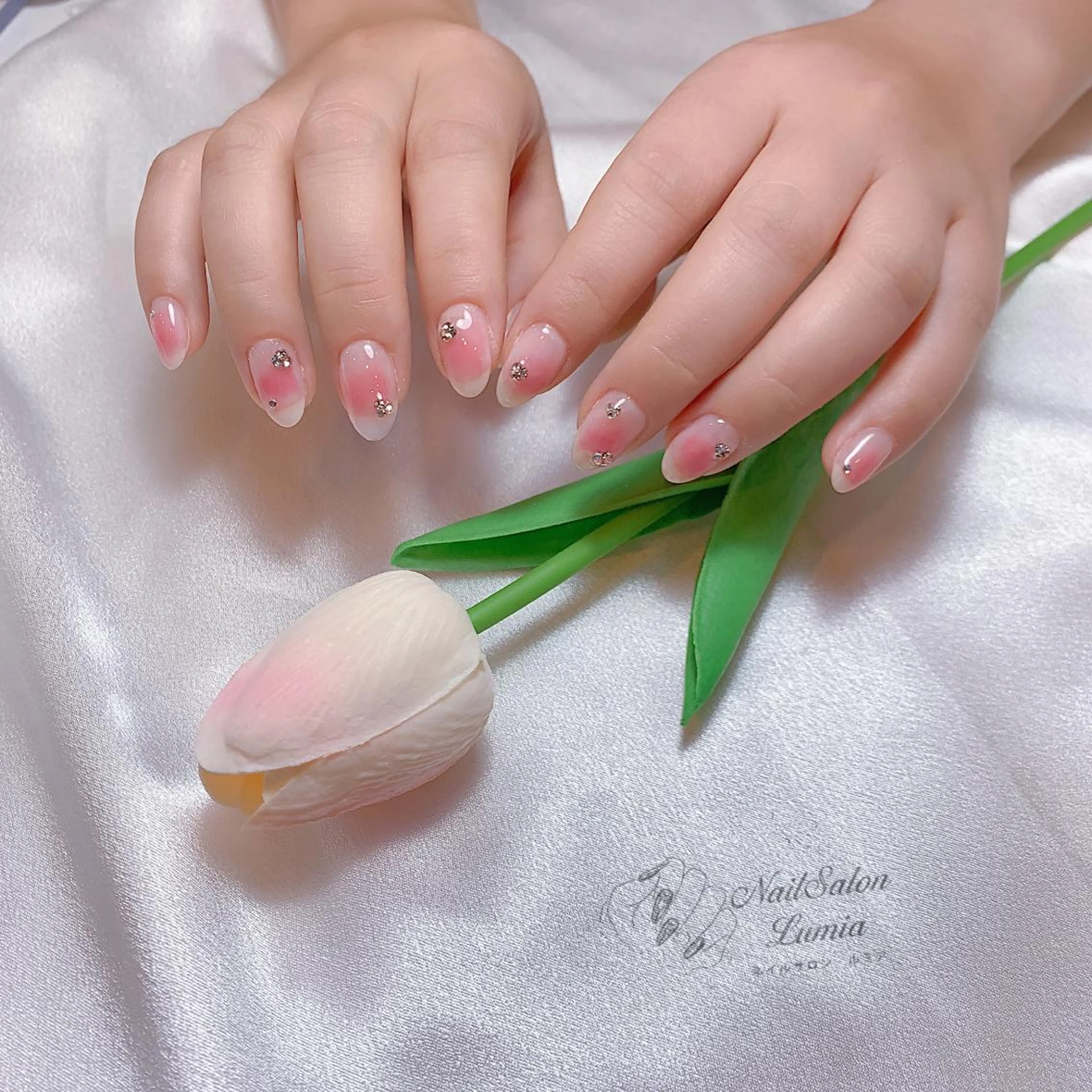 ネイル チークネイル 持ち込み ハンドネイル ネイルサロン ルミア Lumia 店長のネイルデザイン