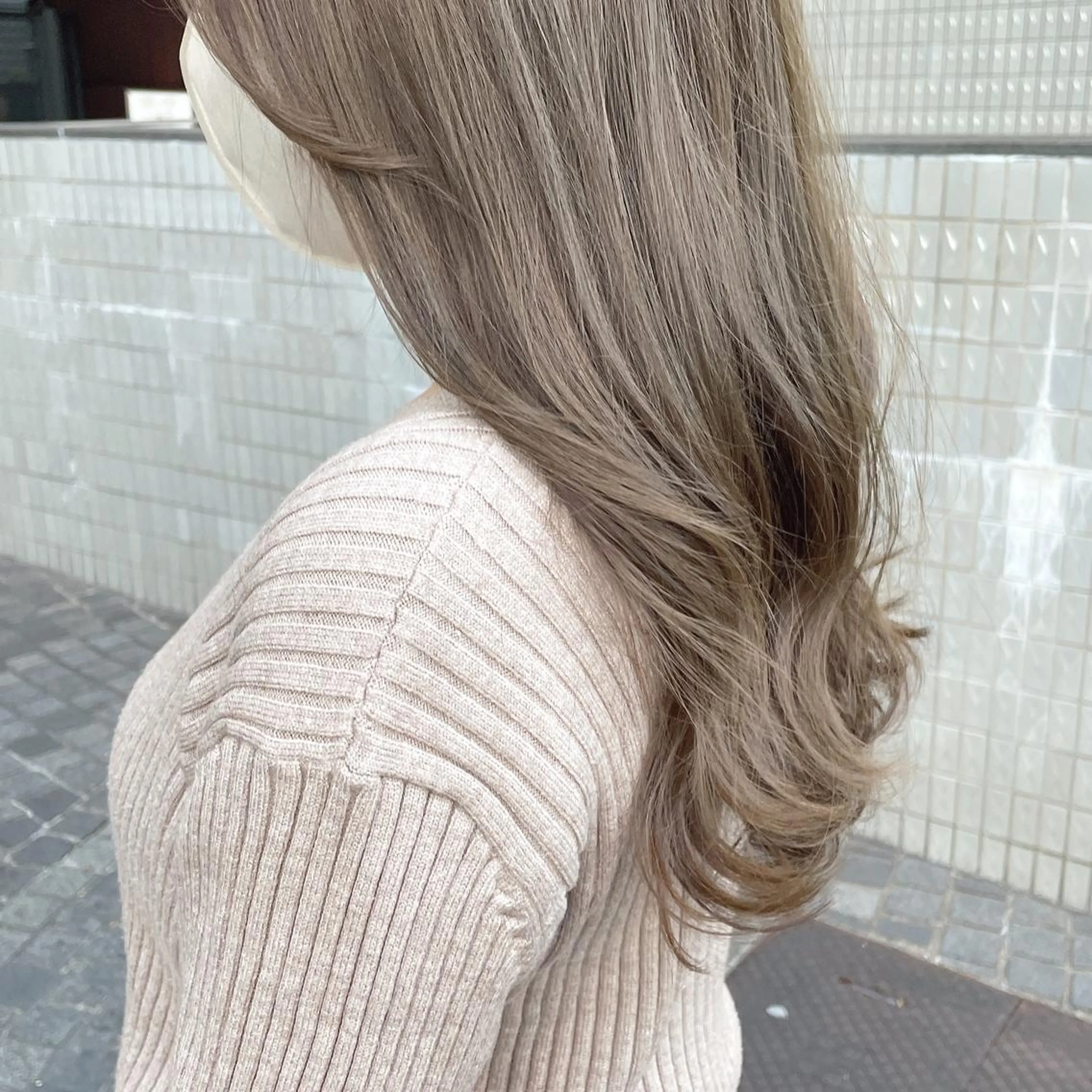 ロング カラー 梅田美容室 山崎海波のヘアスタイル