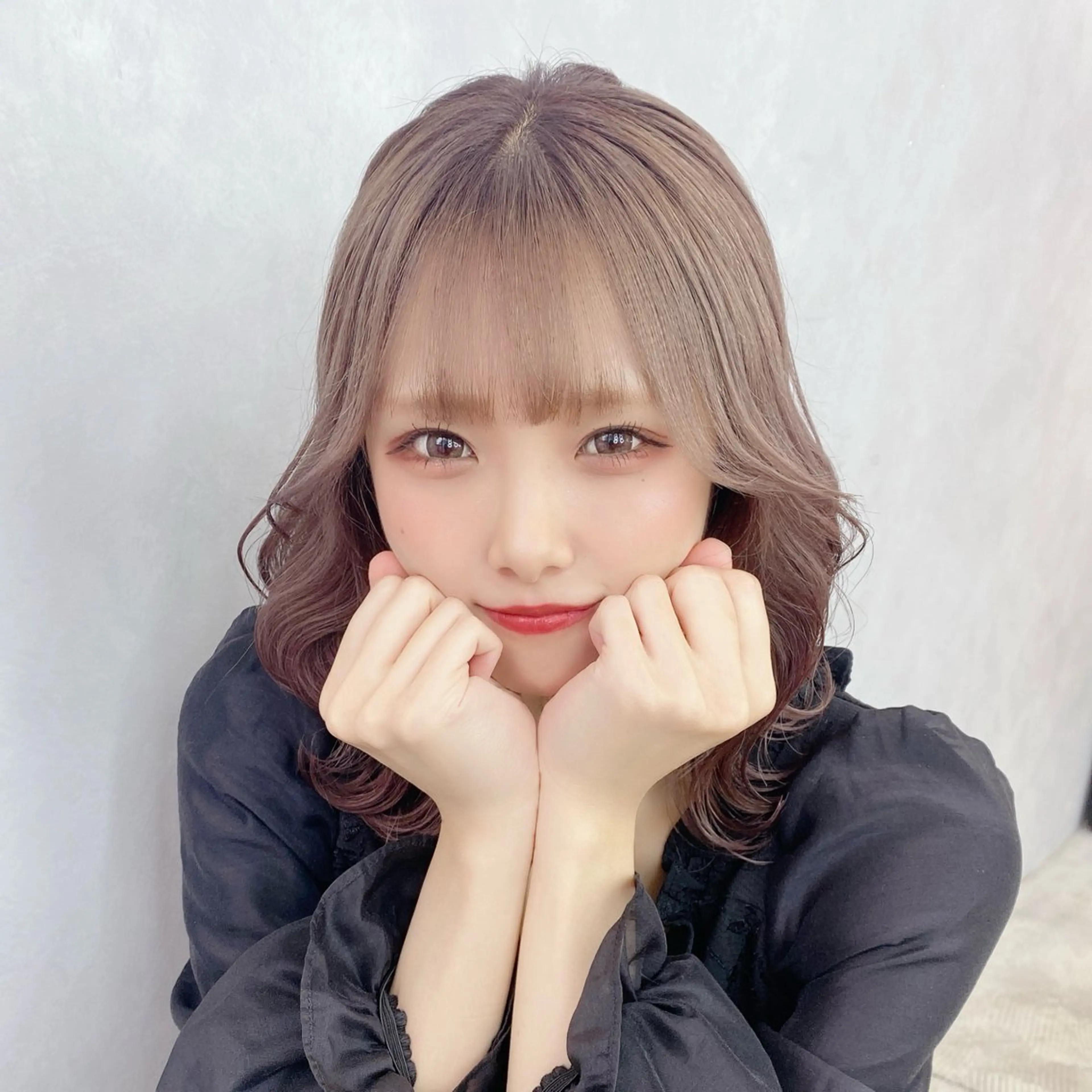 ミディアム カラー カット ヘアカラー トリートメント ヘアセット 🧸ブリーチ特化/前 髪/しょうじりか🎀のヘアスタイル