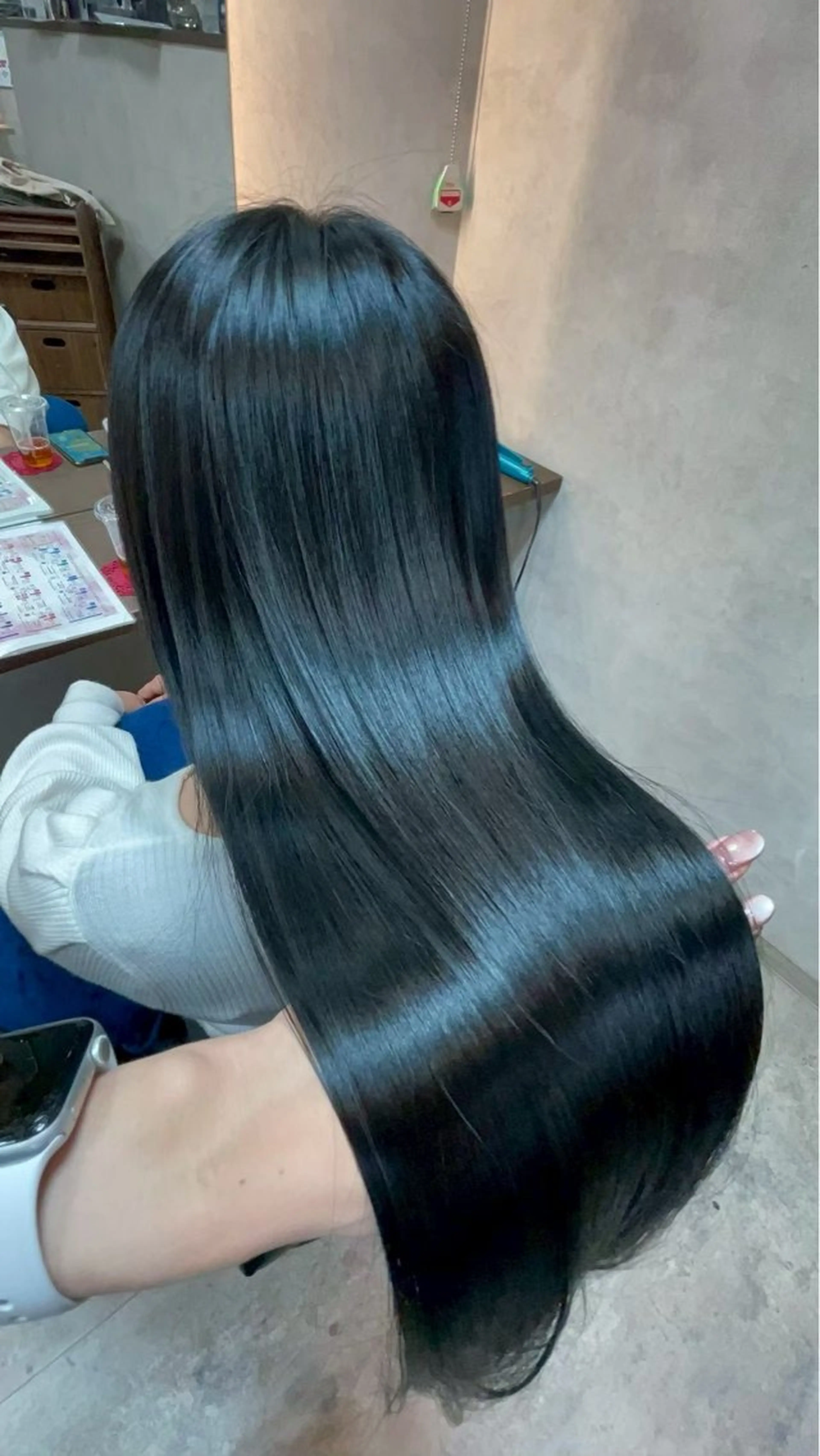 カラー RIENS 高森俊輔のヘアスタイル