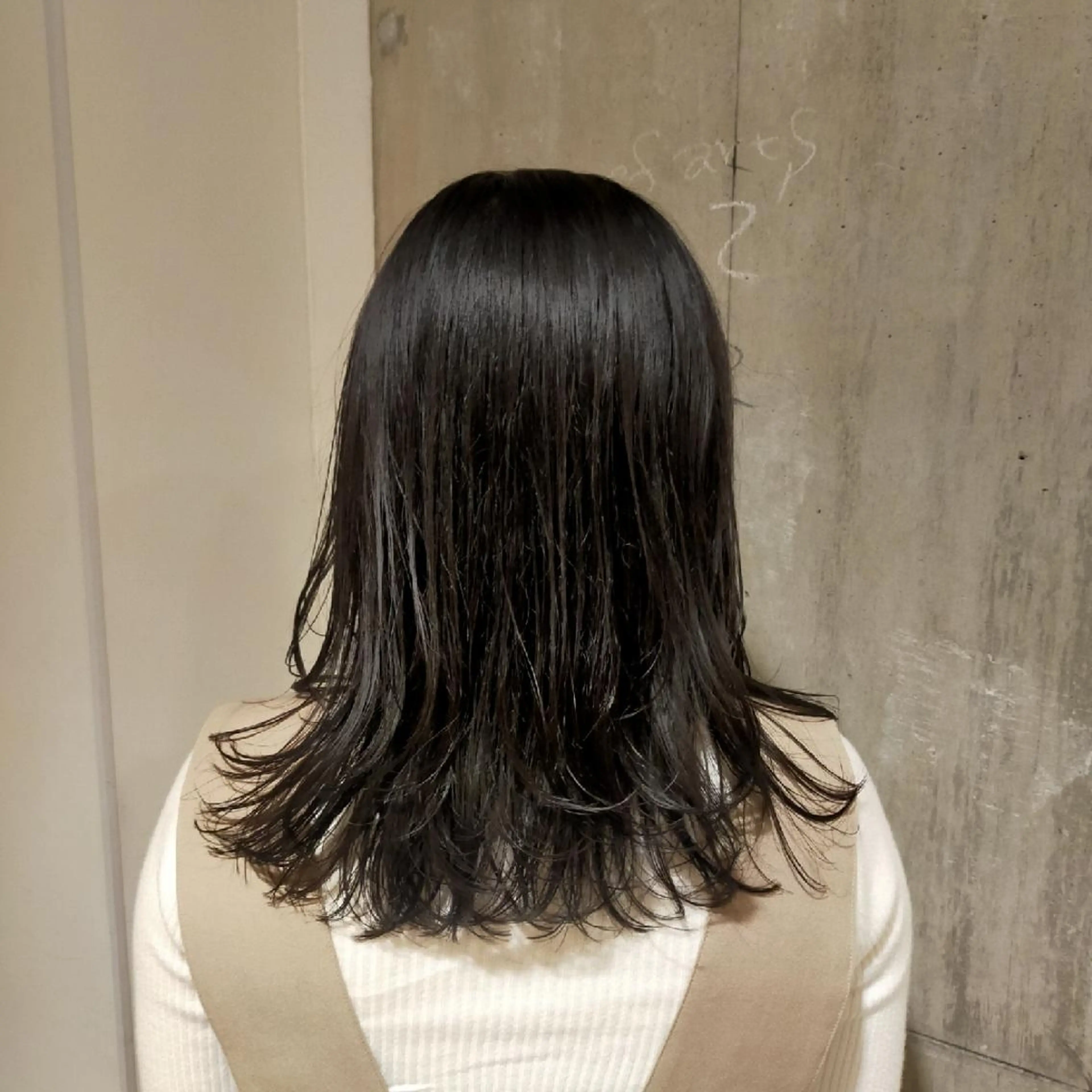セミロング 和佐 ももえのヘアスタイル