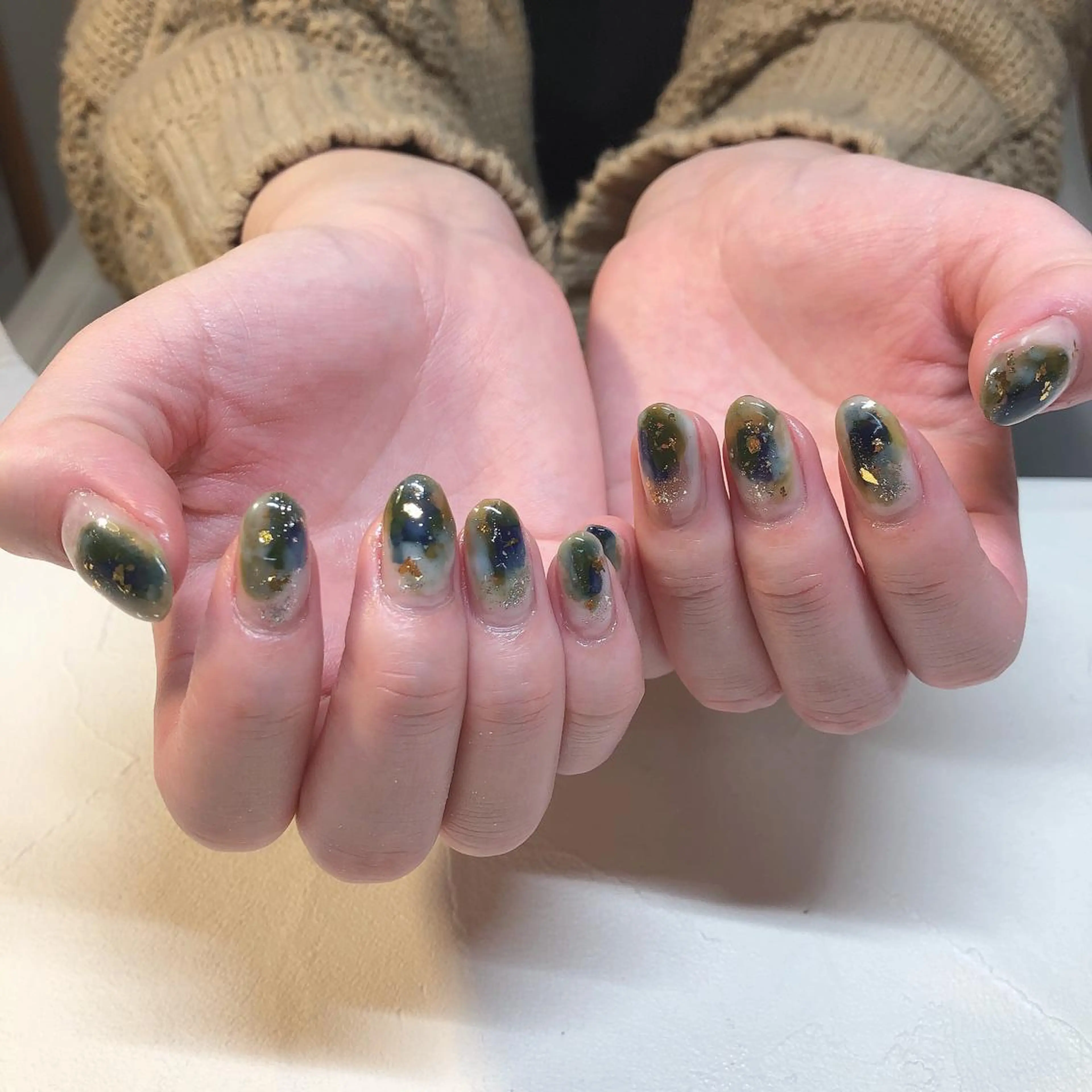 ネイル ラメ(グリッター) ニュアンスネイル nails 🎀meのネイルデザイン