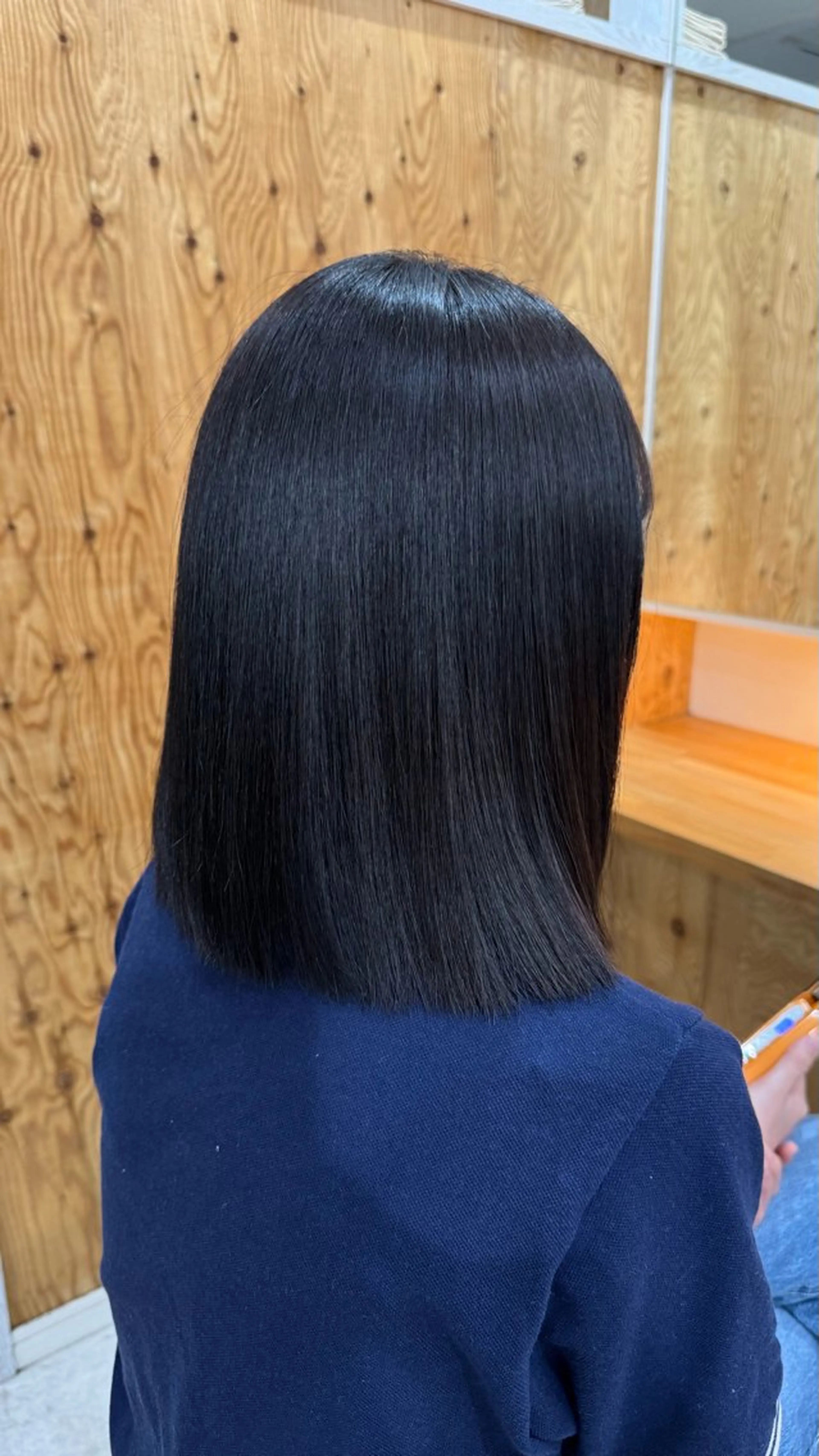 ミディアム カラー 黒髪 ナチュラルブラック ヘアカラー DECO HAIR 井上琴愛のヘアスタイル