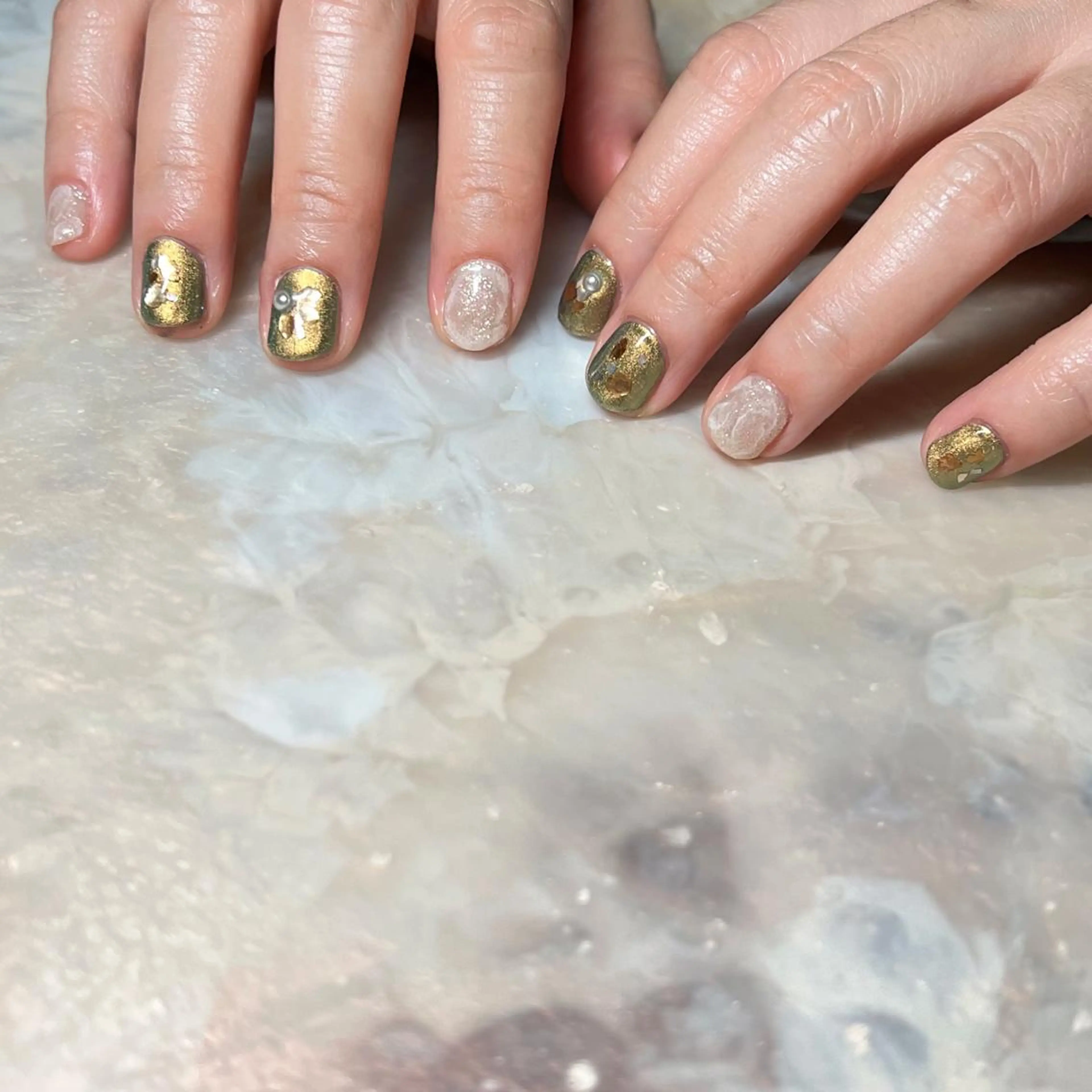 ネイル マグネットネイル ニュアンスネイル ショートネイル gemickle nailのネイルデザイン