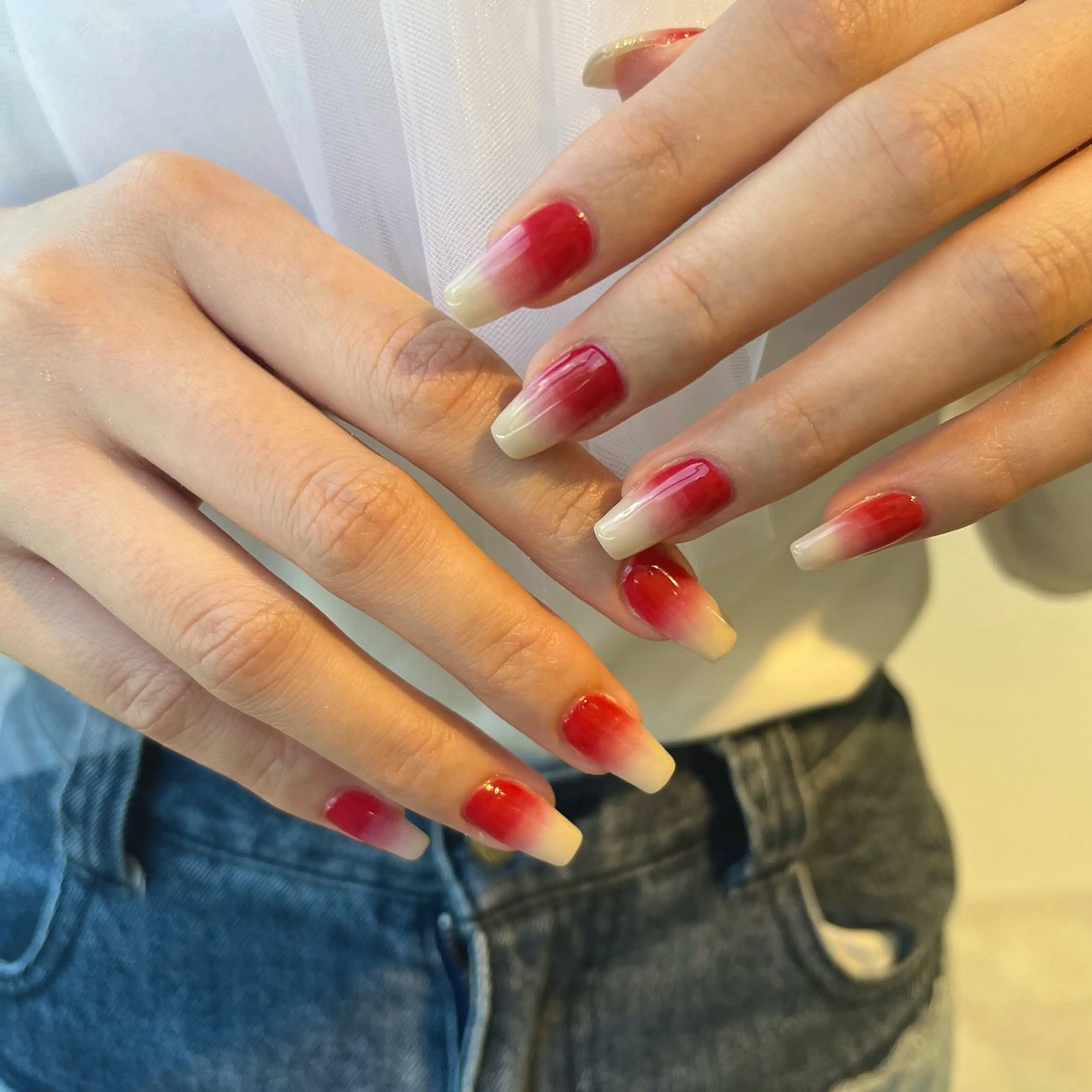 ネイル グラデーション 小川 奈々花のネイルデザイン