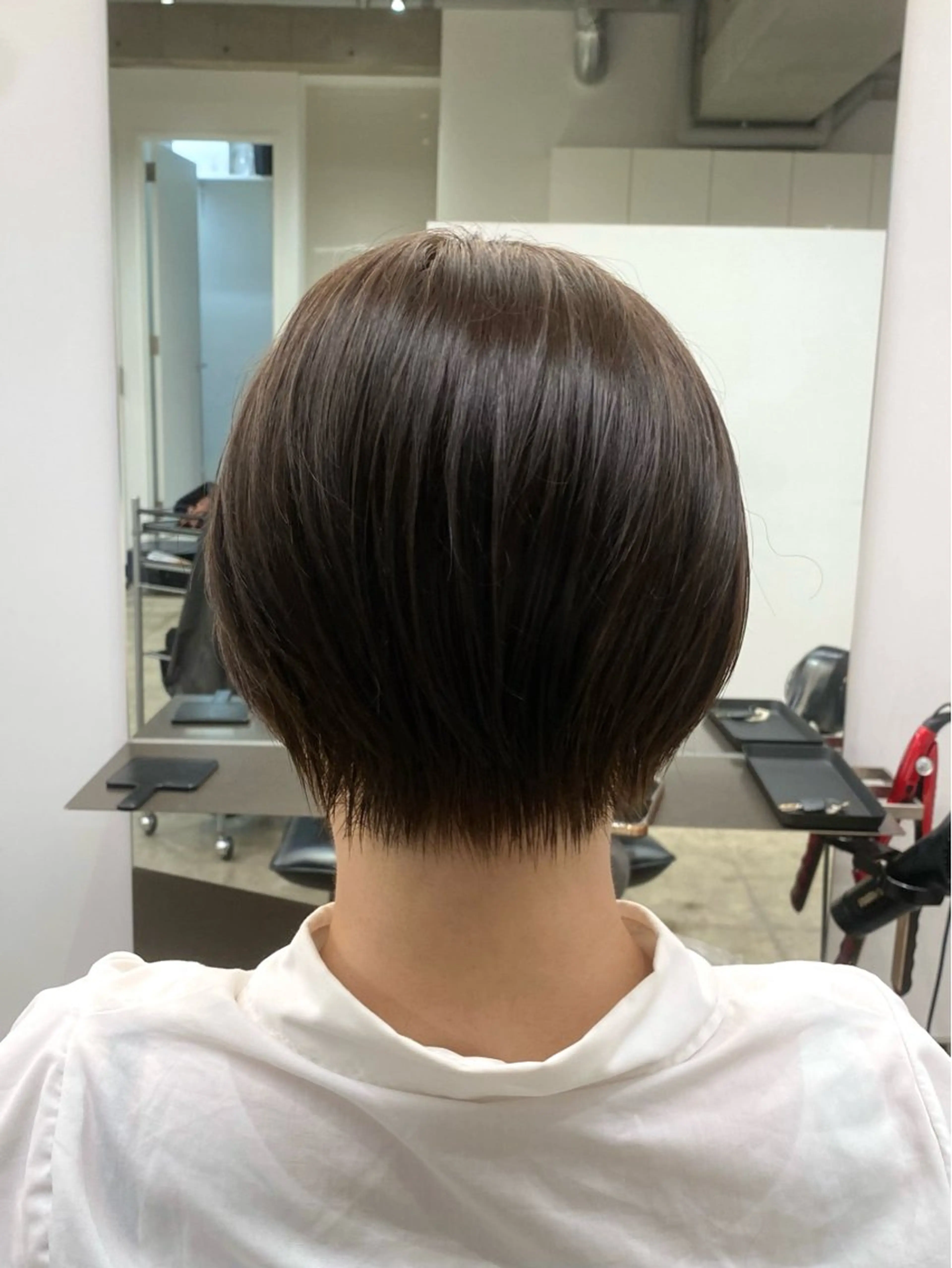 ショート sara/レイヤー /カラー【東日本橋】のヘアスタイル