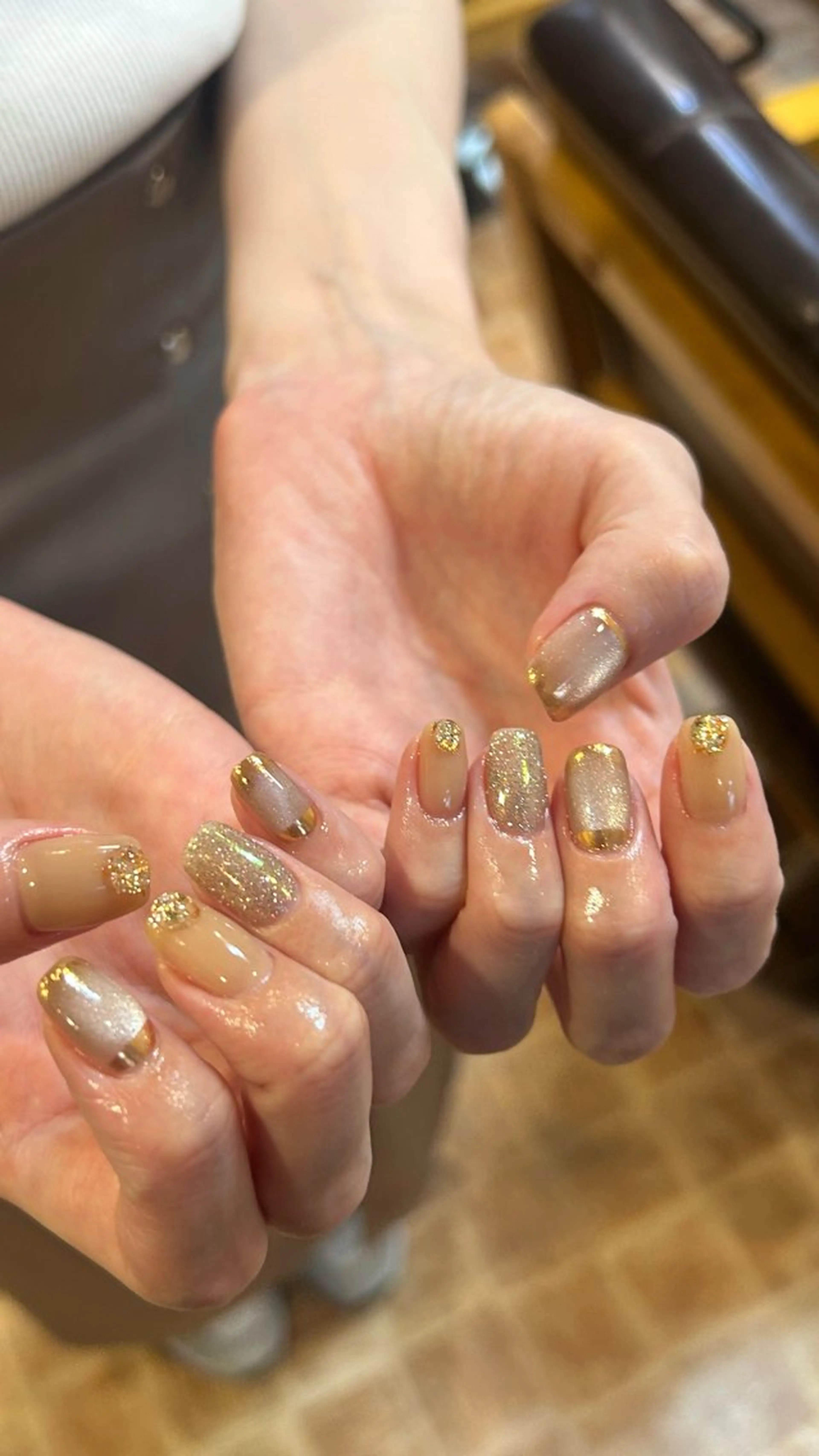 ネイル フラッシュネイル マグネットネイル ニュアンスネイル 小野寺 千尋のネイルデザイン