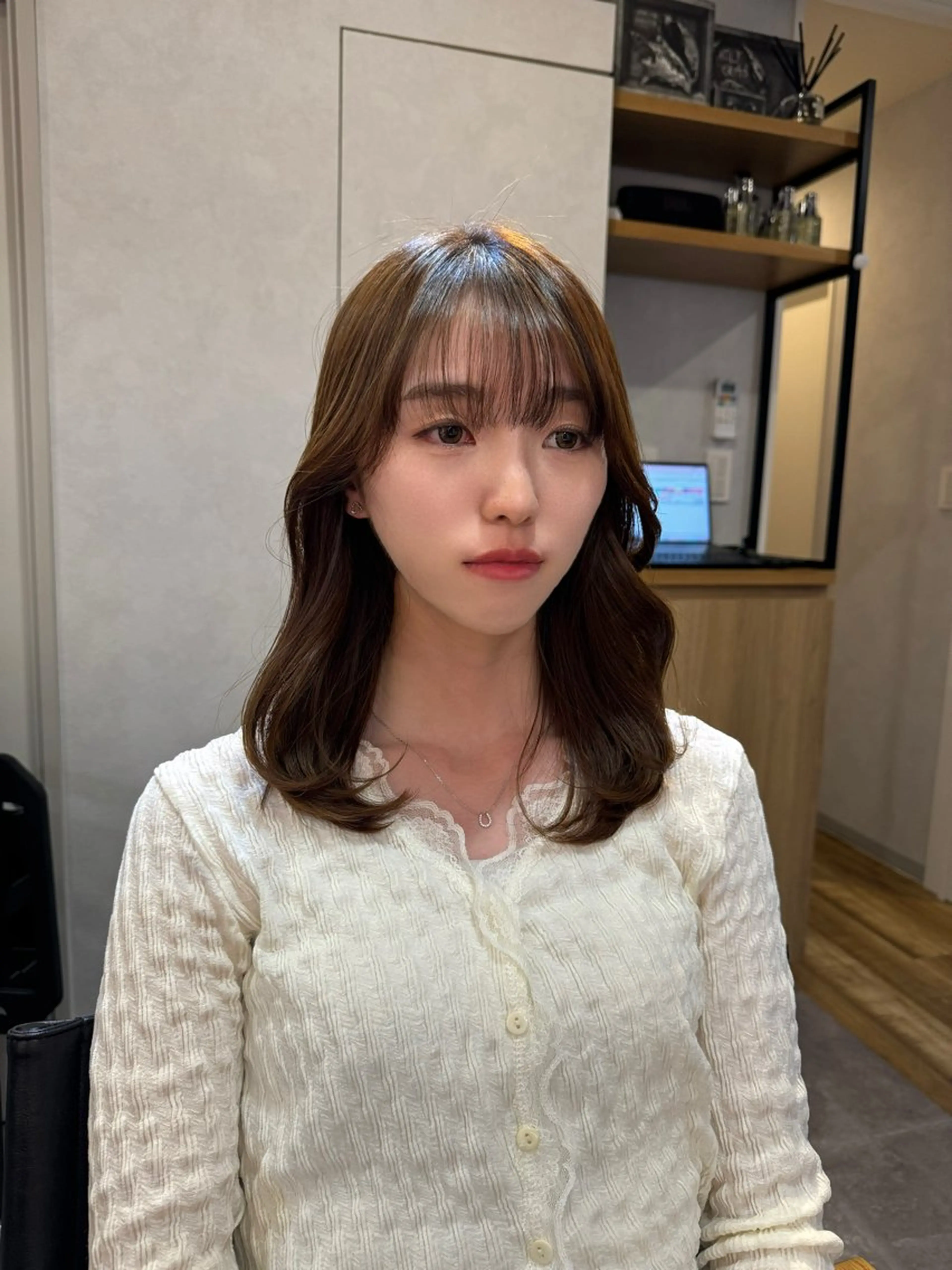 セミロング 髪質改善 似合わせカット 縮毛矯正 トリートメント 吉祥寺プルエクステ 🌟Hiraiのヘアスタイル