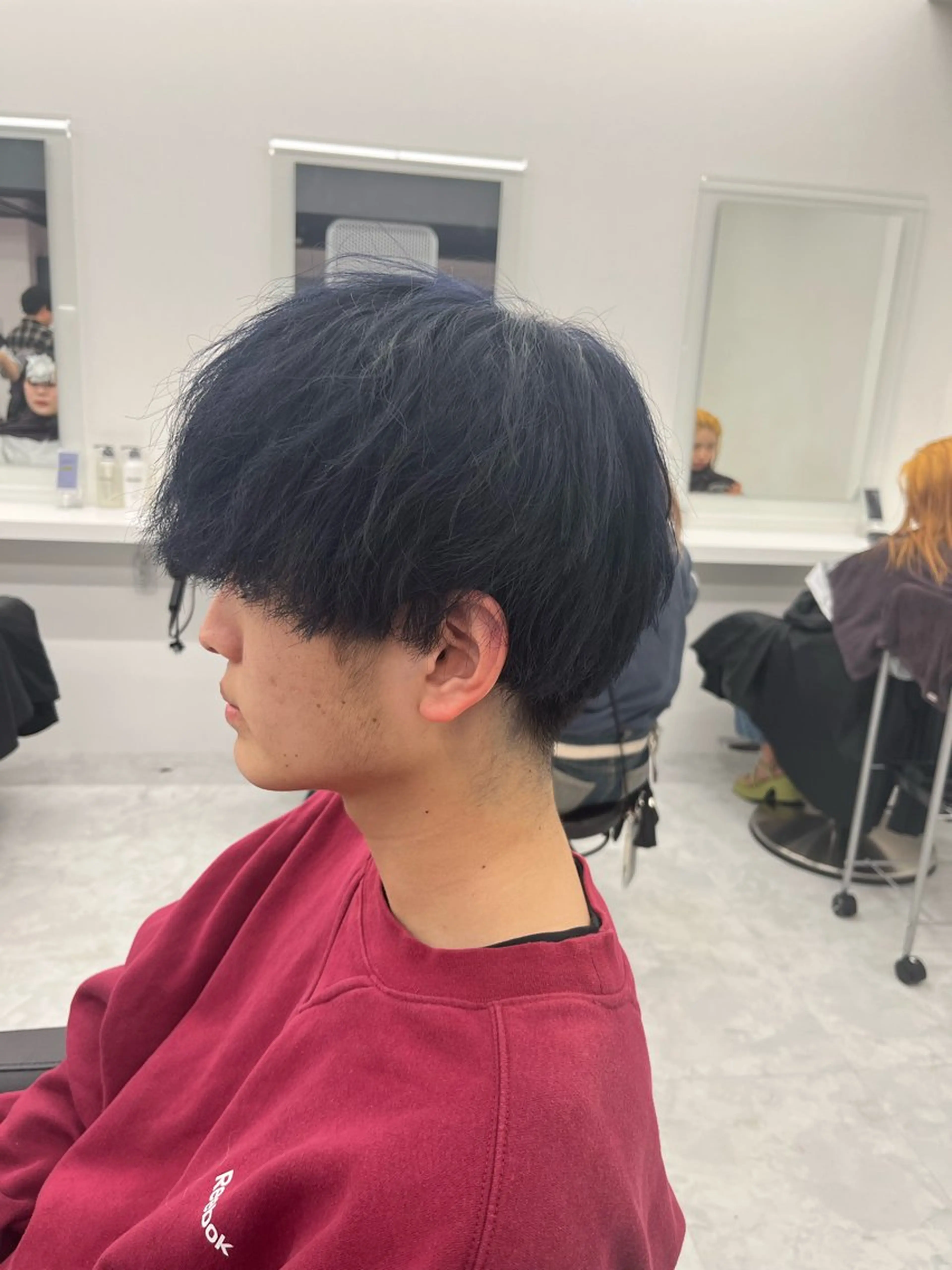 ショート カラー パーマ メンズ 黒髪 ブルーカラー ブルーブラック 💖トレンド春夏 カラー💖FUTAのヘアスタイル