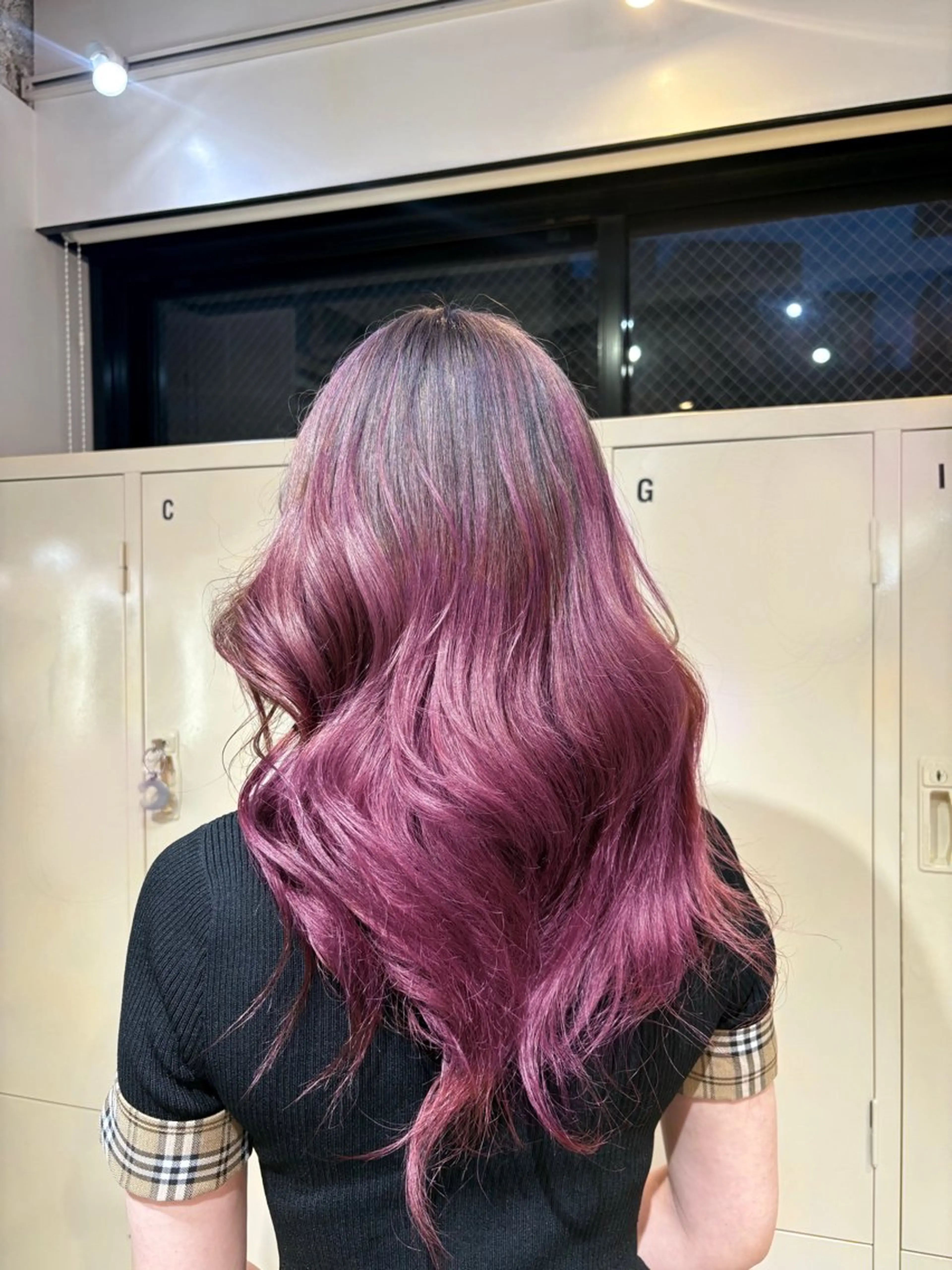 セミロング カラー カット ヘアカラー トリートメント ヘアセット 🧤高明度ハイトーン 🧤莉音のヘアスタイル