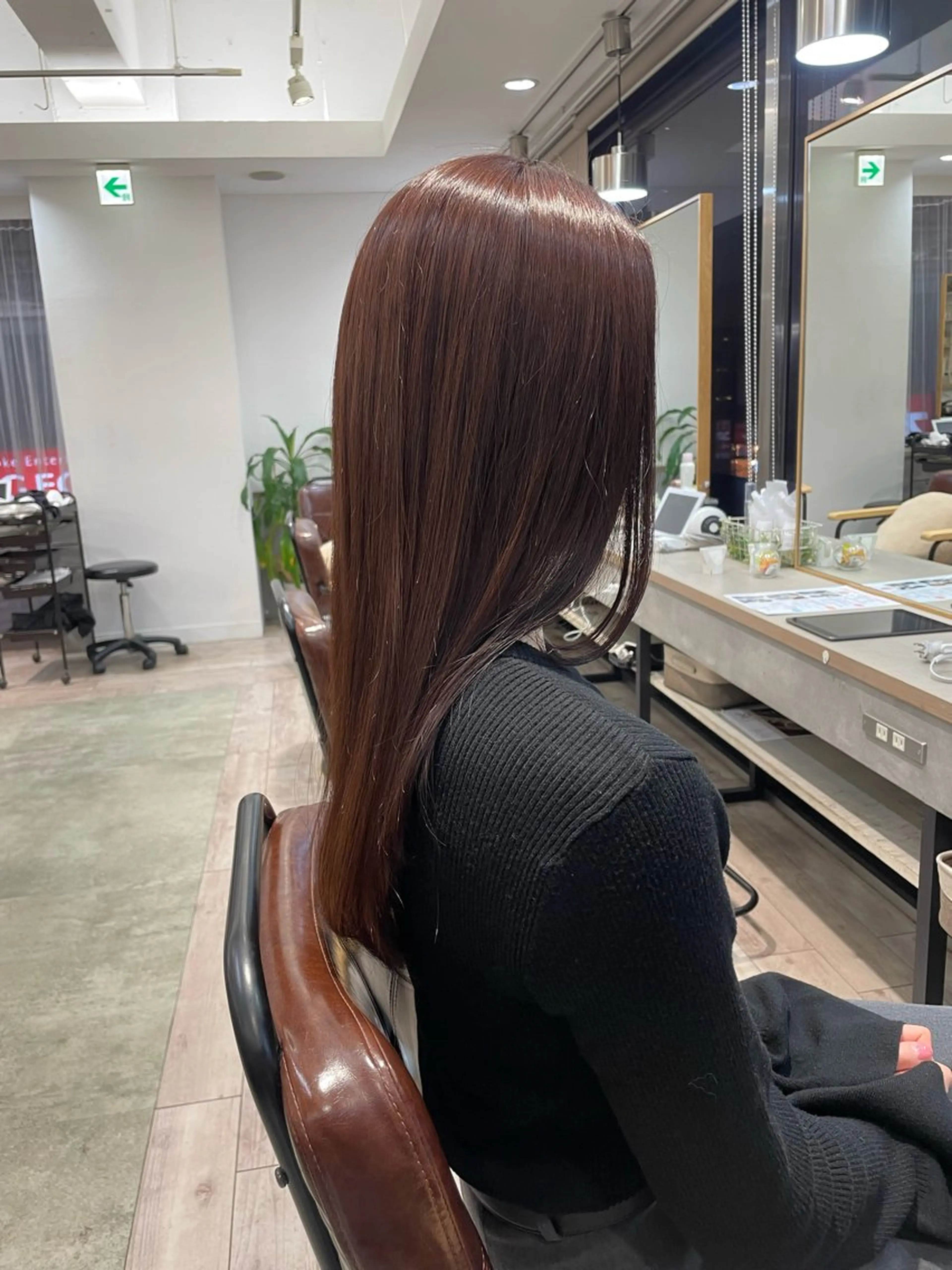 カラー 後藤 舞衣のヘアスタイル