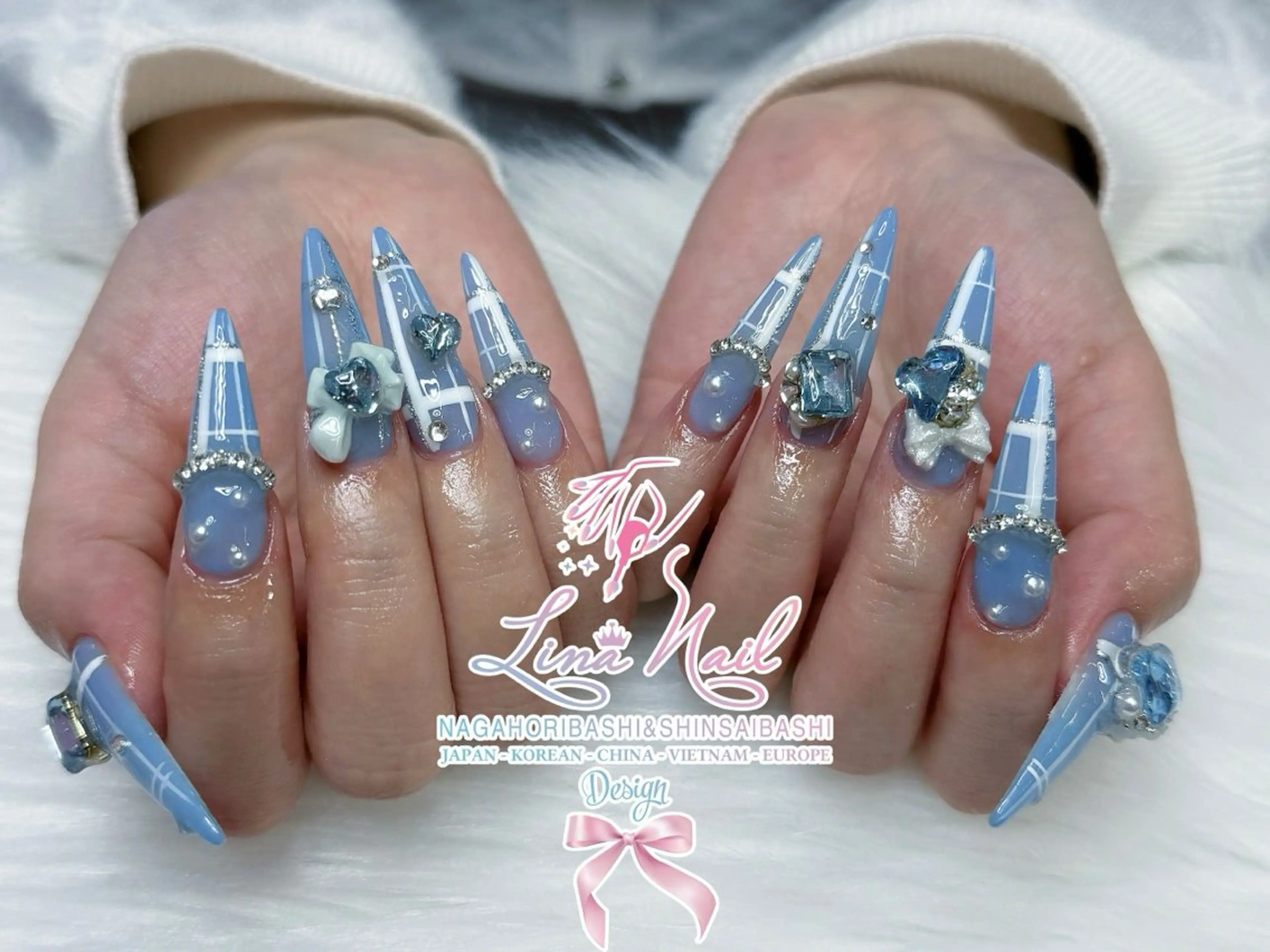 ロング 韓国風ヘア ロング クリスマス ハンドネイル Linanail Nambaのマツエク・マツパデザイン