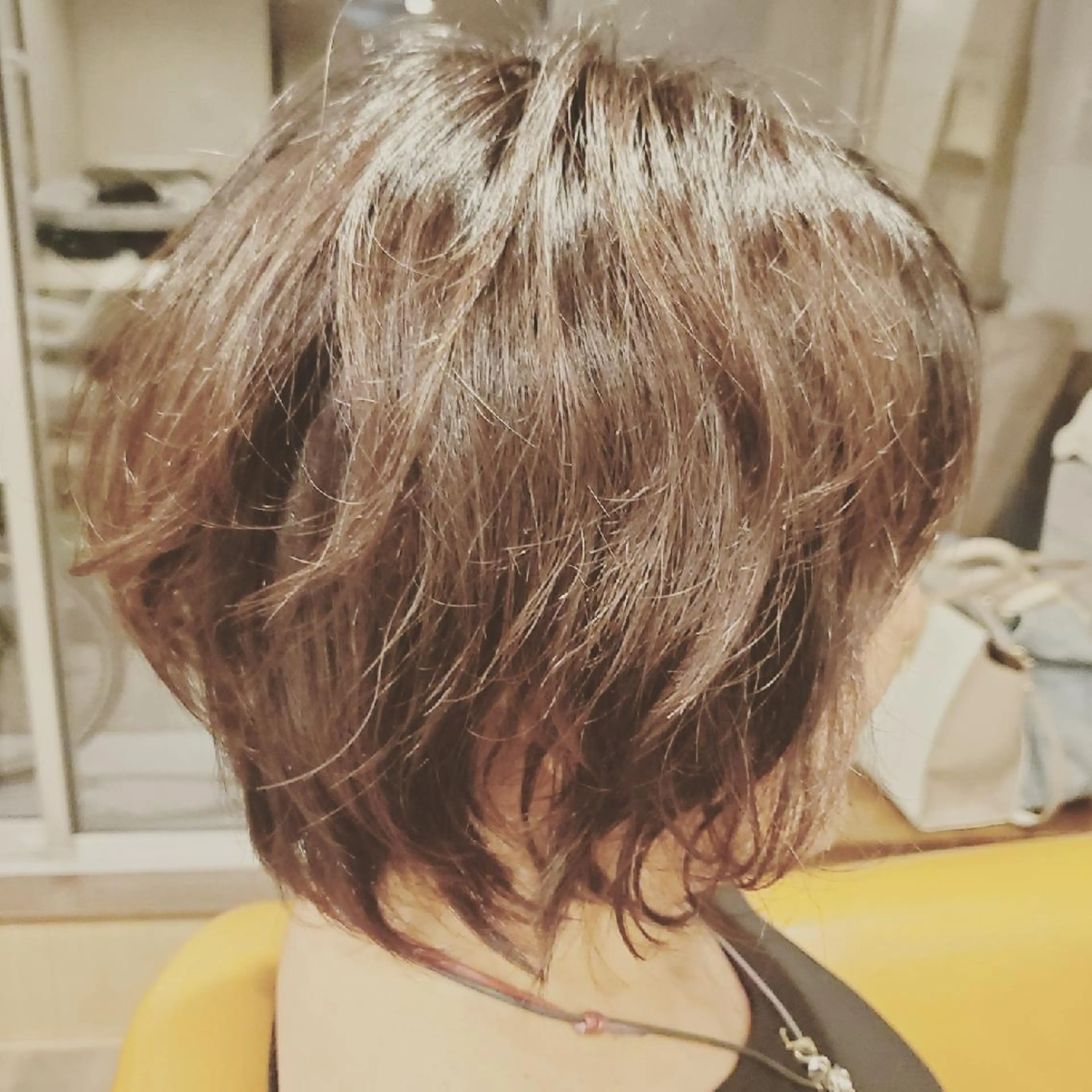 ショート カラー アディクシーカラー イルミナカラー 外国人風カラー spa hair ark 富井直美のヘアスタイル