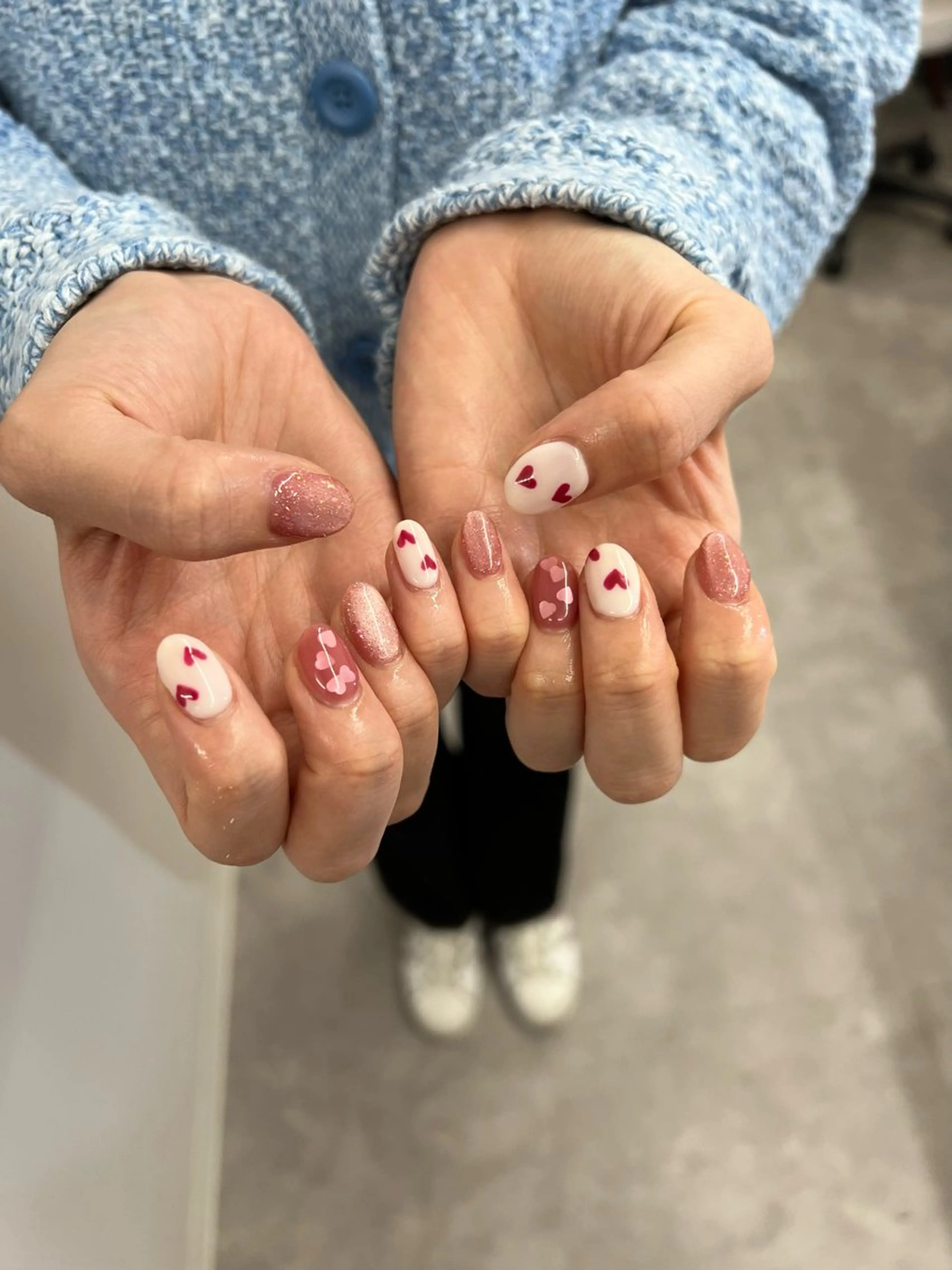 ネイル ジェルネイル ハート マグネットネイル ニュアンスネイル パラジェル ハンドネイル ハンドケア Bana_ Nailのネイルデザイン