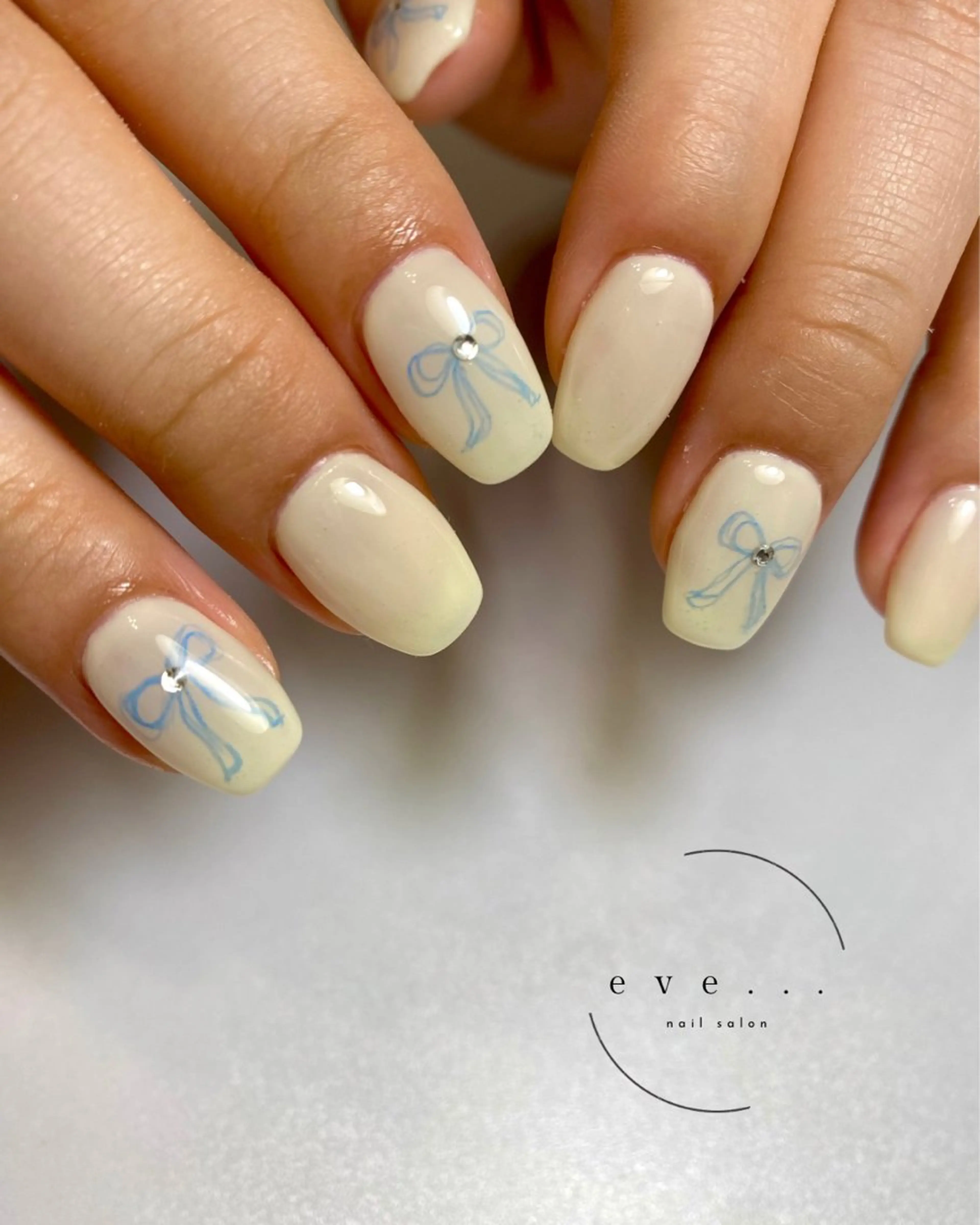 ネイル リボン ハンドネイル nail salon eve...のネイルデザイン