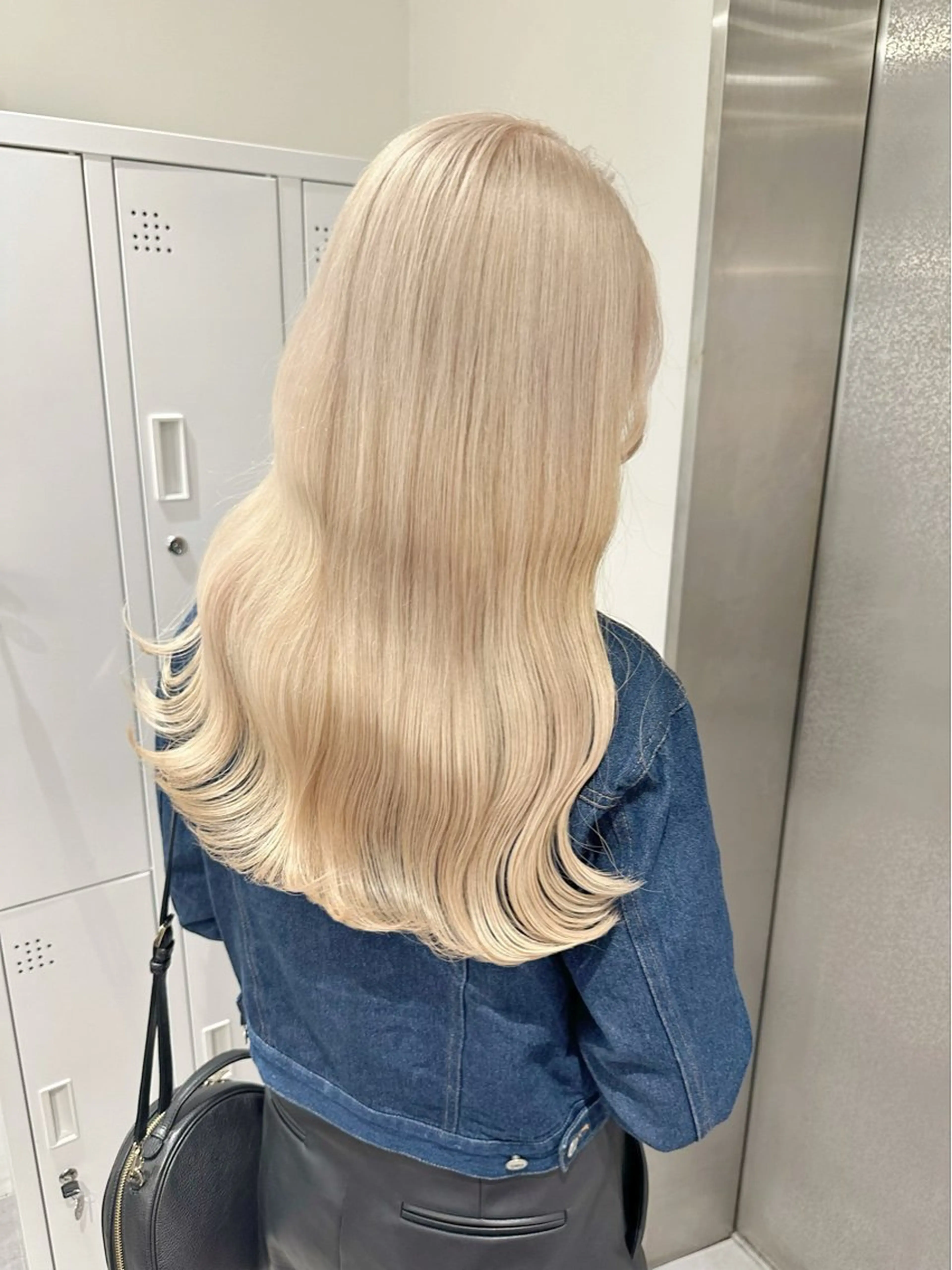 ロング カラー ベージュカラー ブリーチ ブロンド ケアブリーチ デザインカラー ヒロミ/ミルクティー /ブロンド/ピンクのヘアスタイル