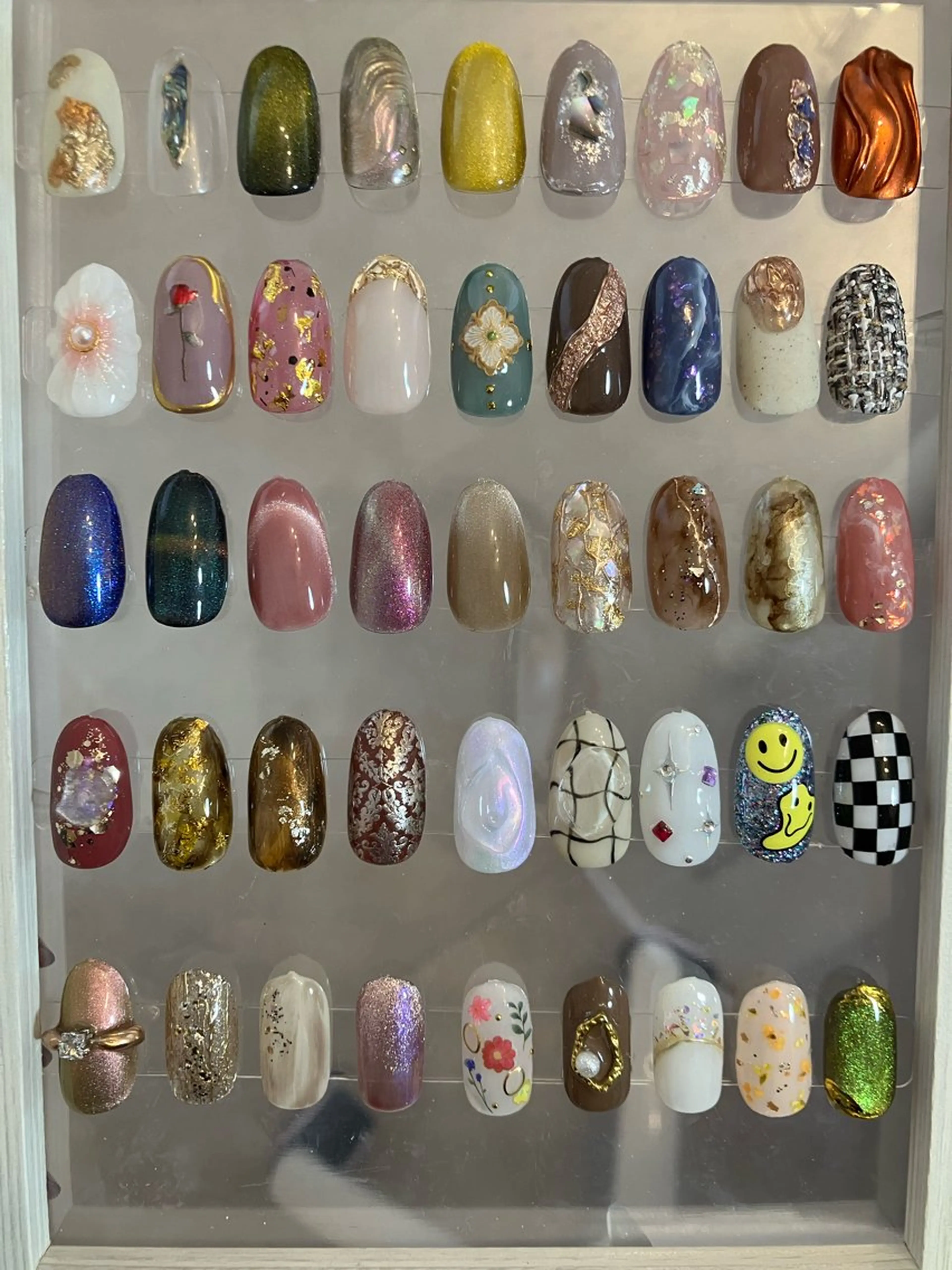 ネイル アートネイル 'Olu KUMIのネイルデザイン