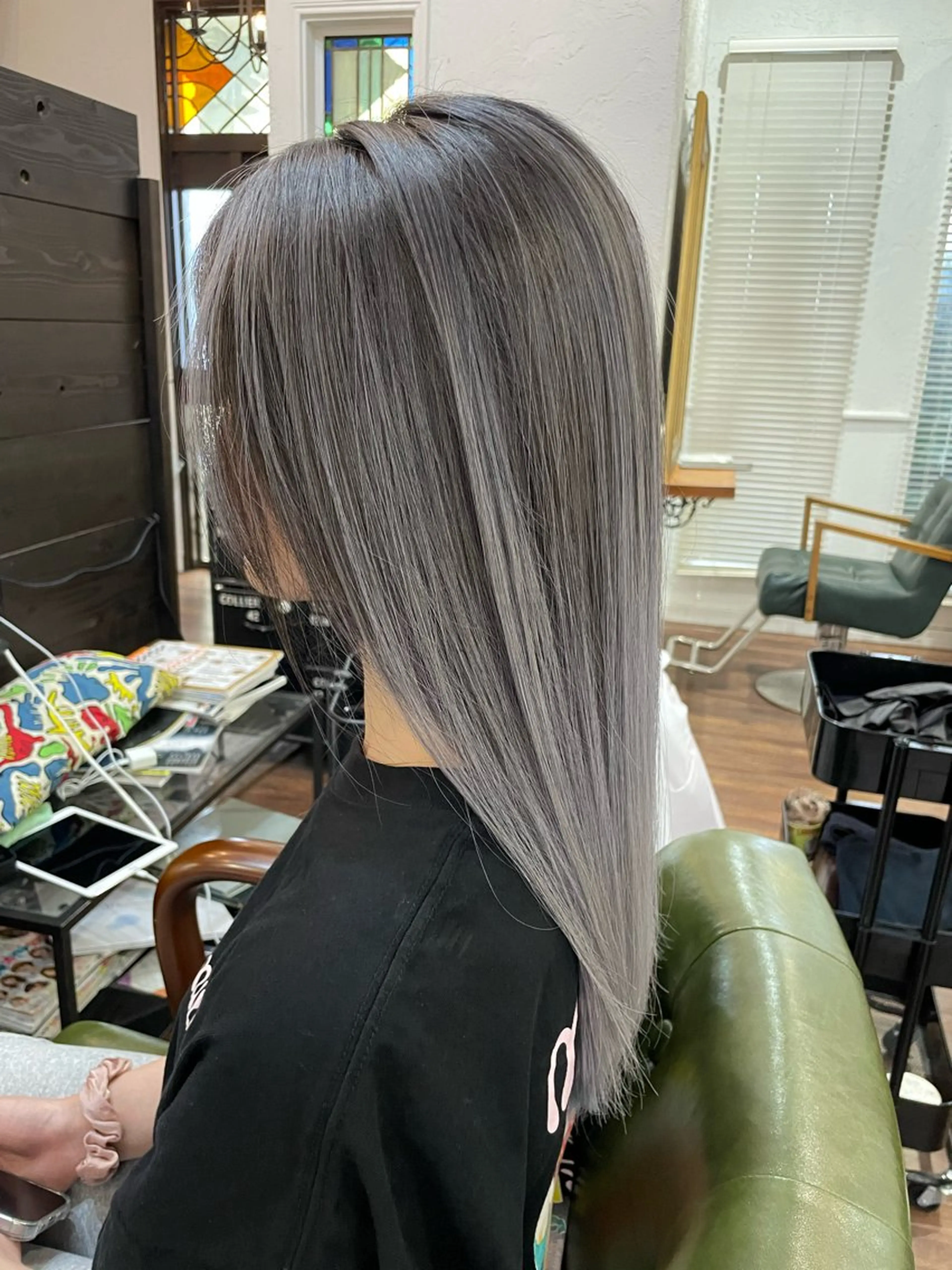 ロング ヘアカラー 下林 雅明のヘアスタイル