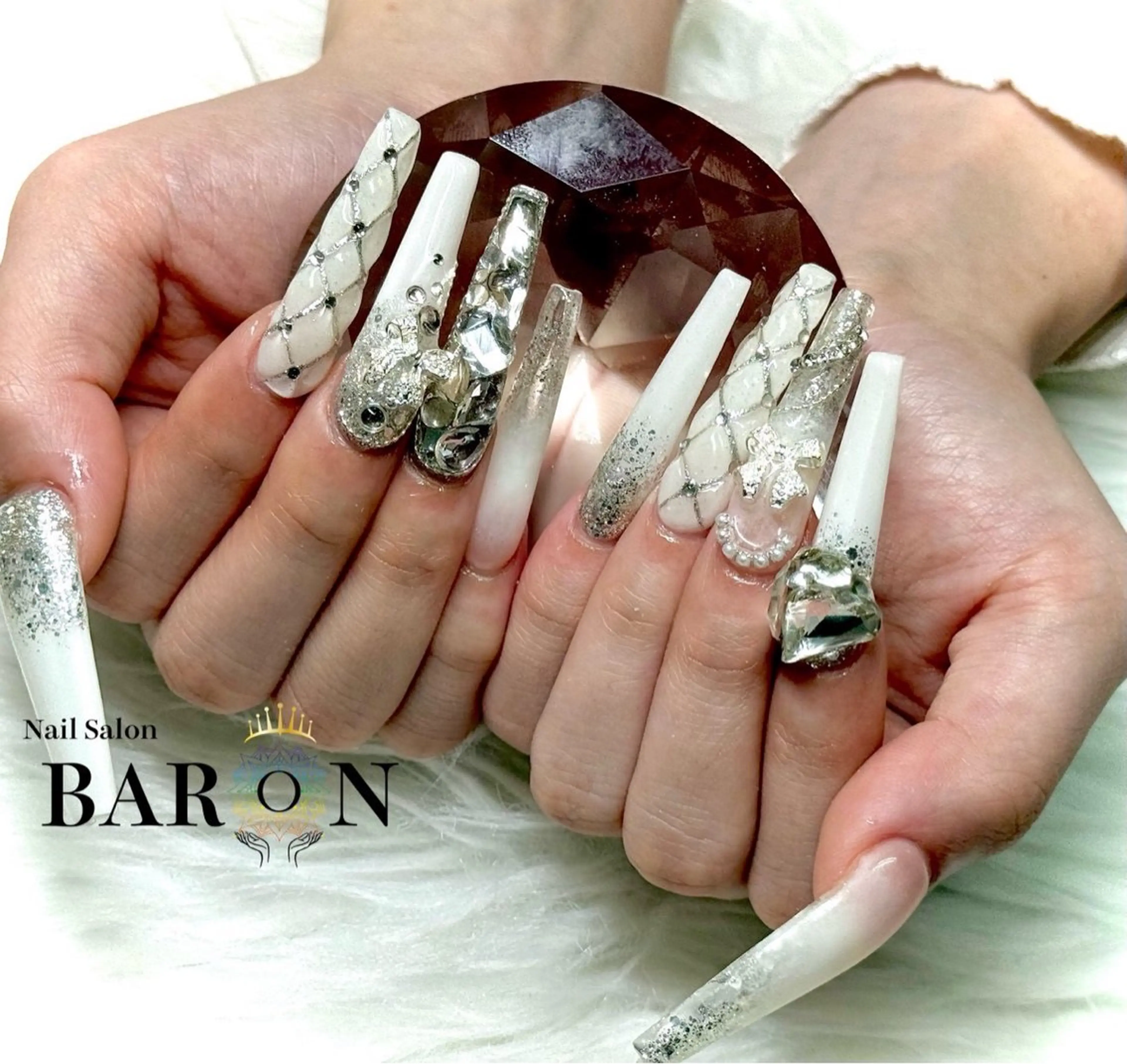 ネイル YOSHINO ♛︎BARON♛︎のネイルデザイン