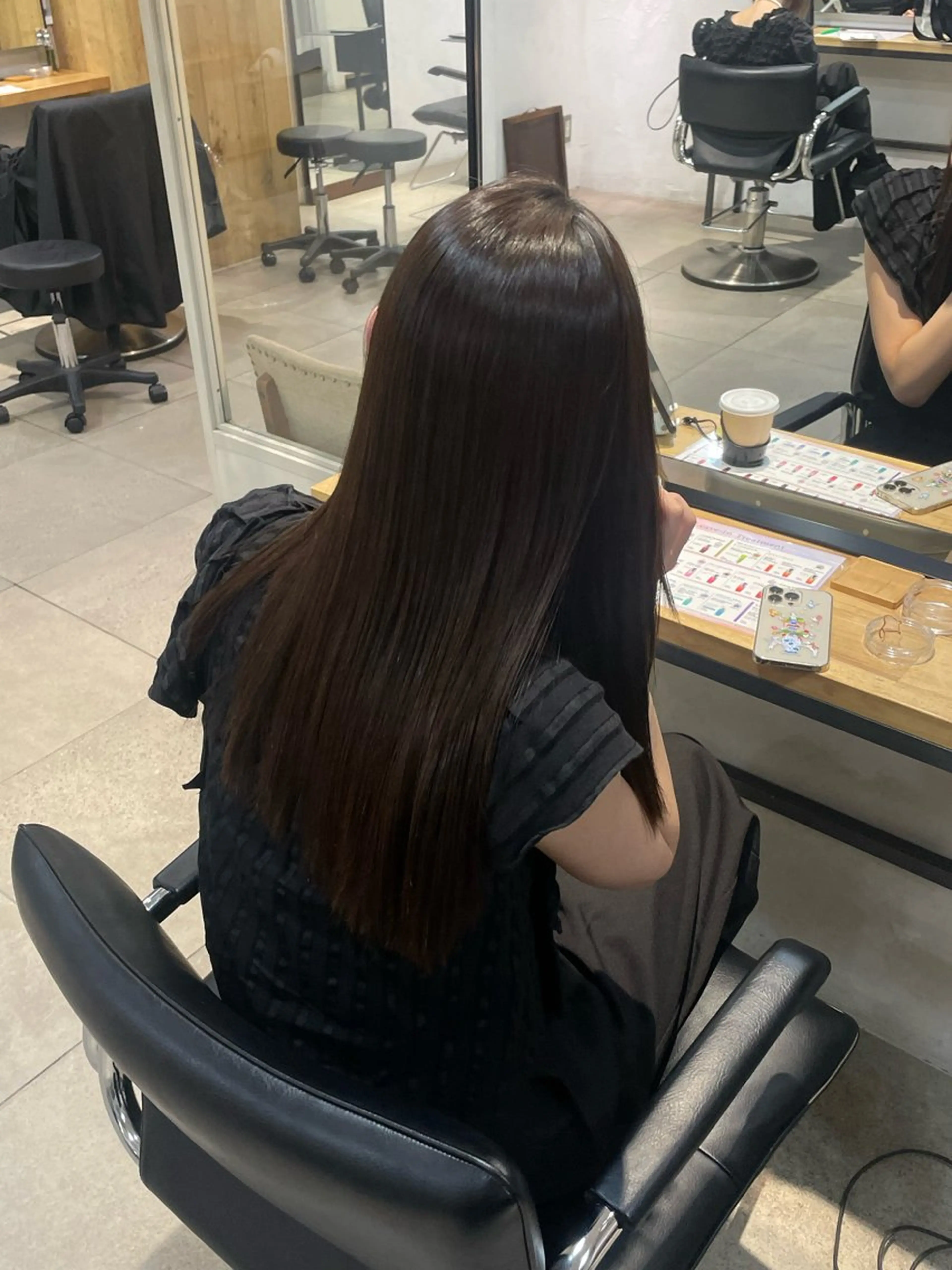 ロング とば みゆうのヘアスタイル