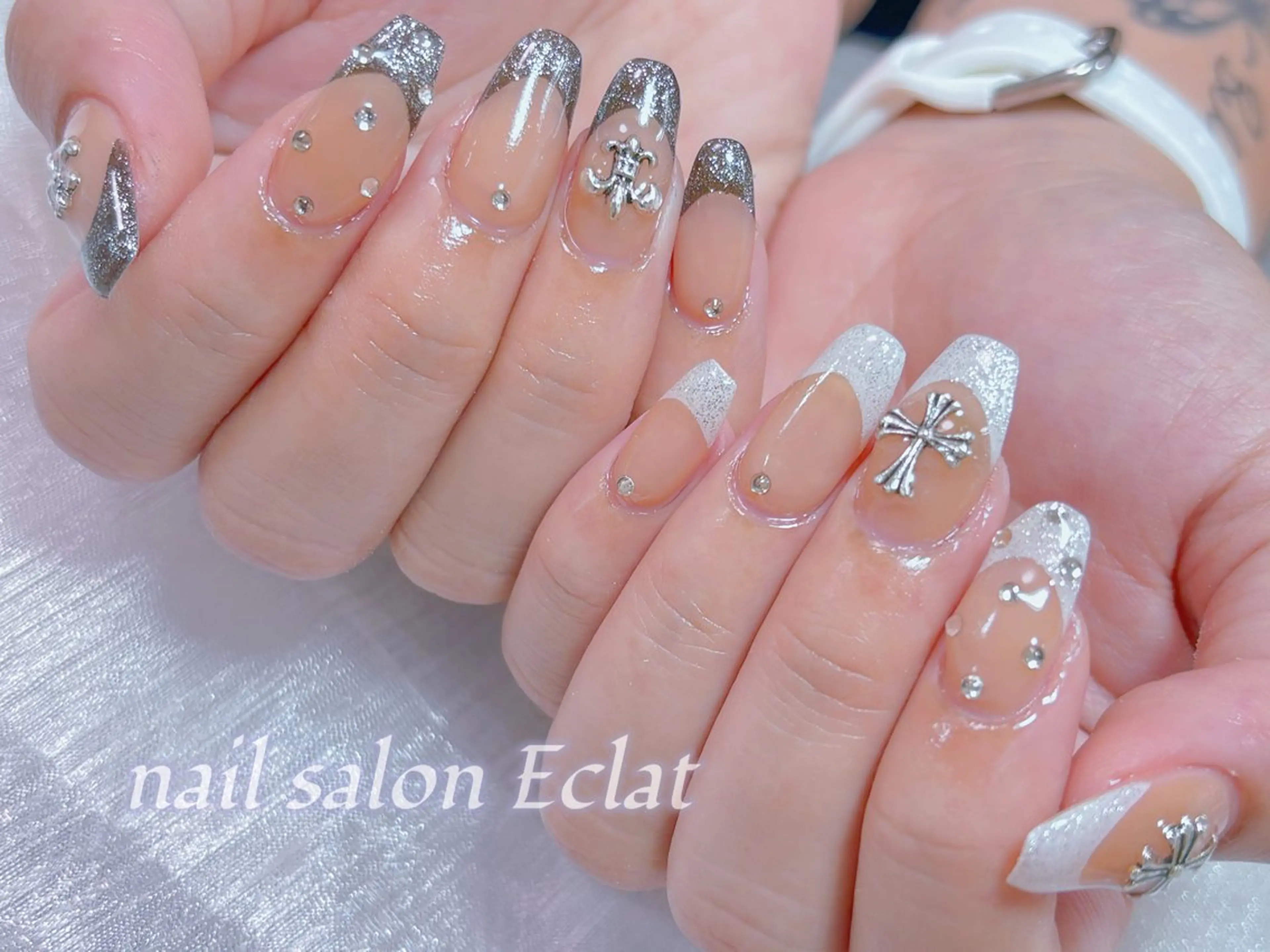 ネイル ハンドネイル ネイルサロンエクラ 🫧Shizukaのネイルデザイン