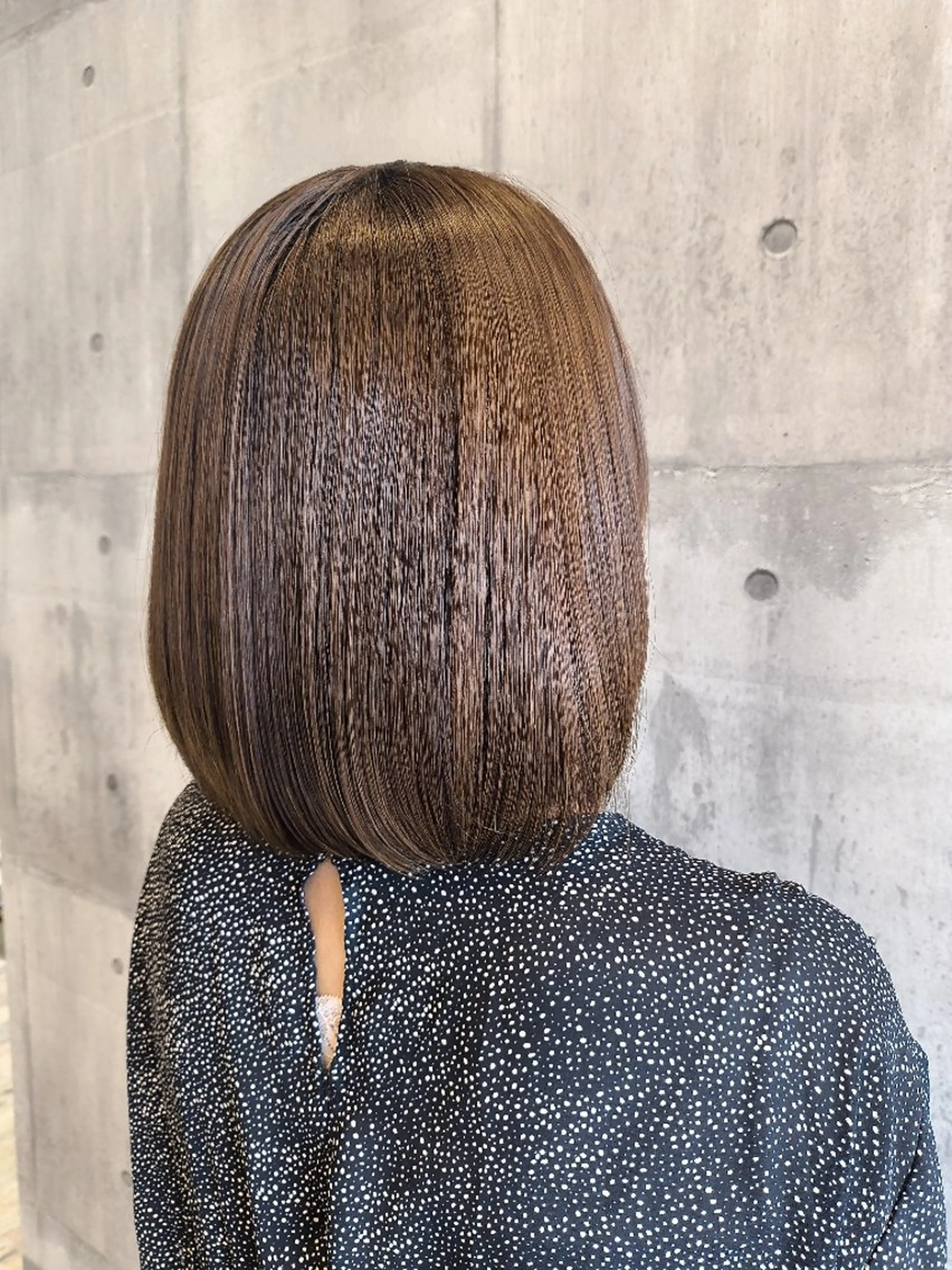 カラー ミディアム 吉岡 天星のヘアスタイル