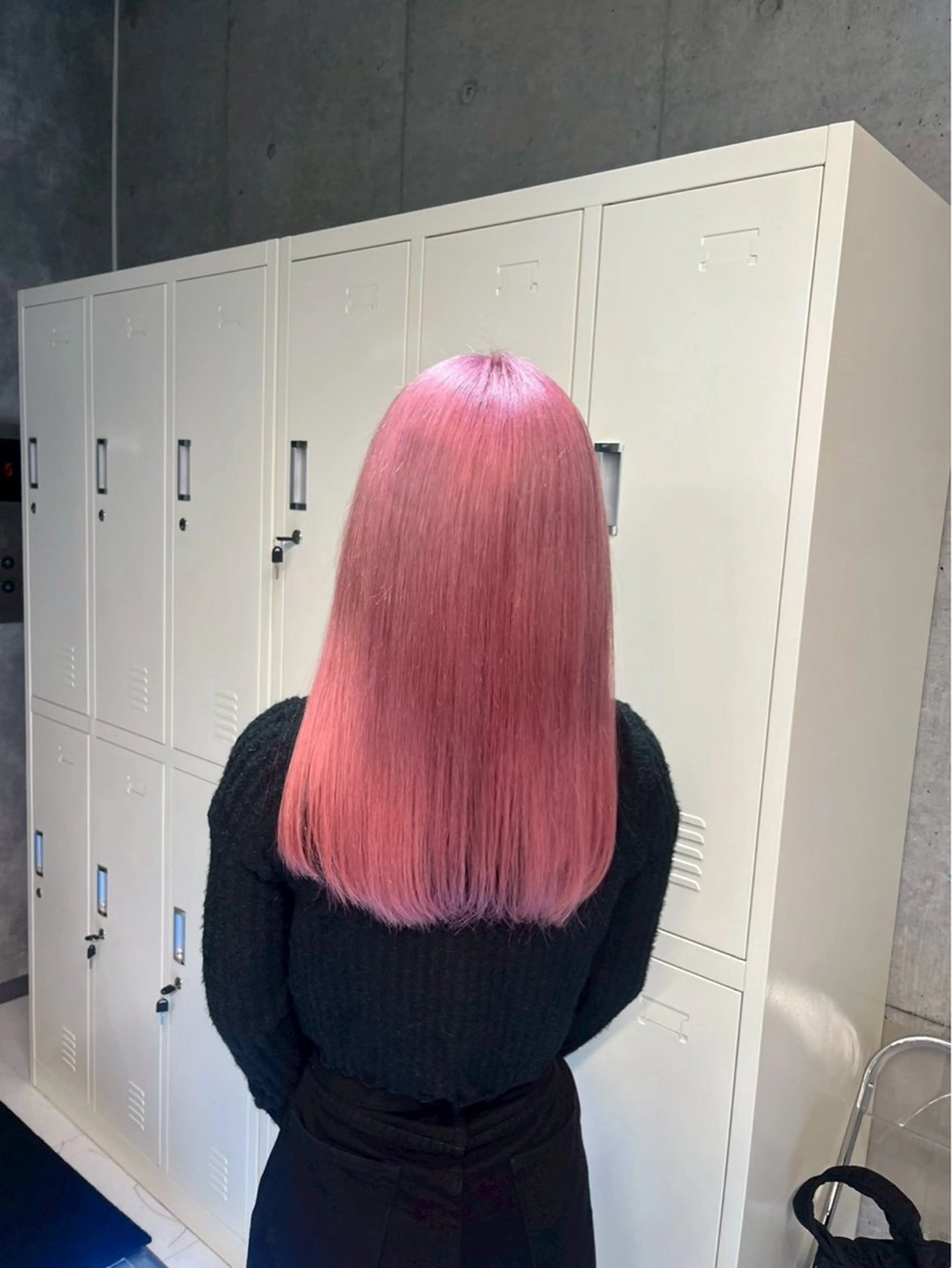 ロング カラー 🌈推し活ハイトーン 💫荒川結星のヘアスタイル