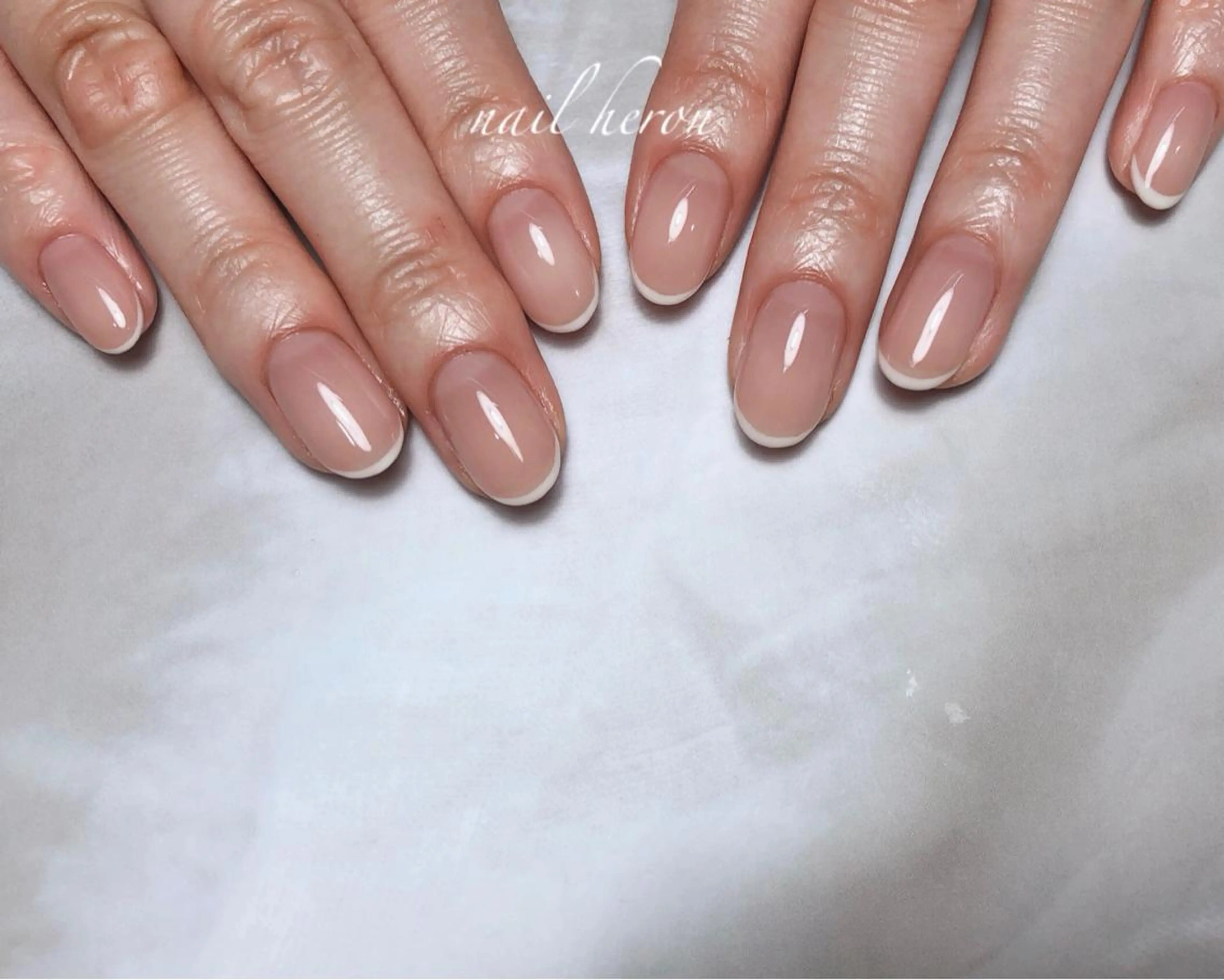 ネイル フレンチネイル ハンドネイル saki_ nail heronのネイルデザイン