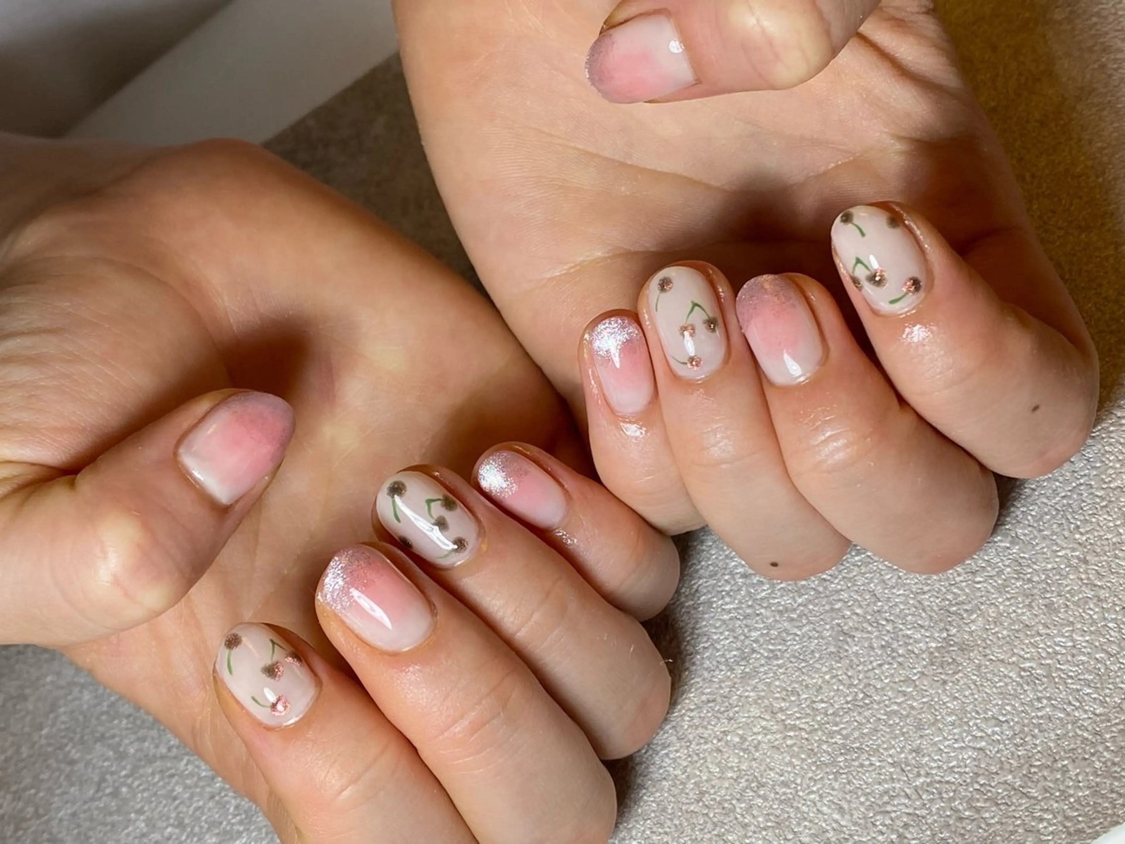 ネイル チークネイル ハンドネイル LIll nailのネイルデザイン