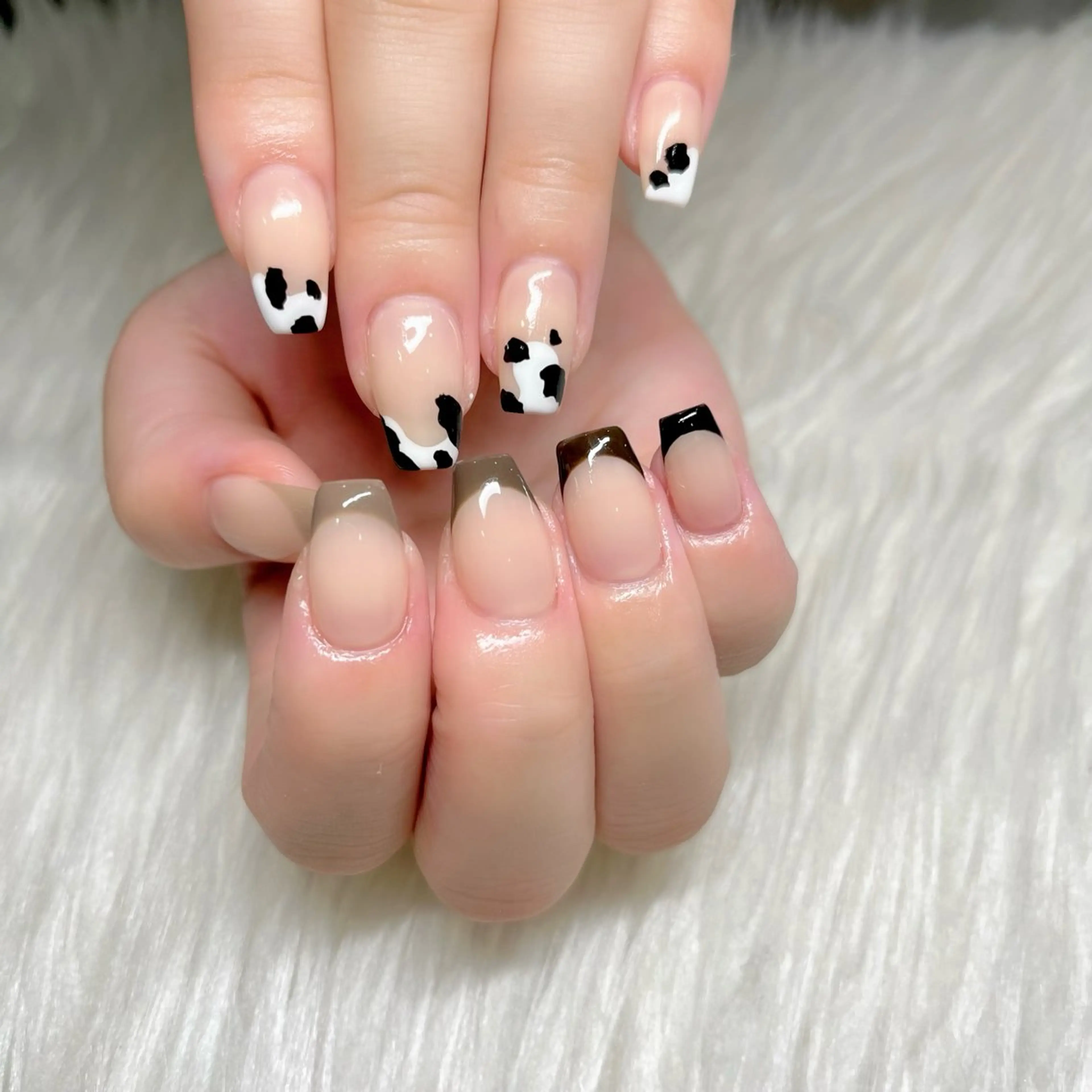 ハンドネイル Miki 本町駅｜💅‎🤍のネイルデザイン