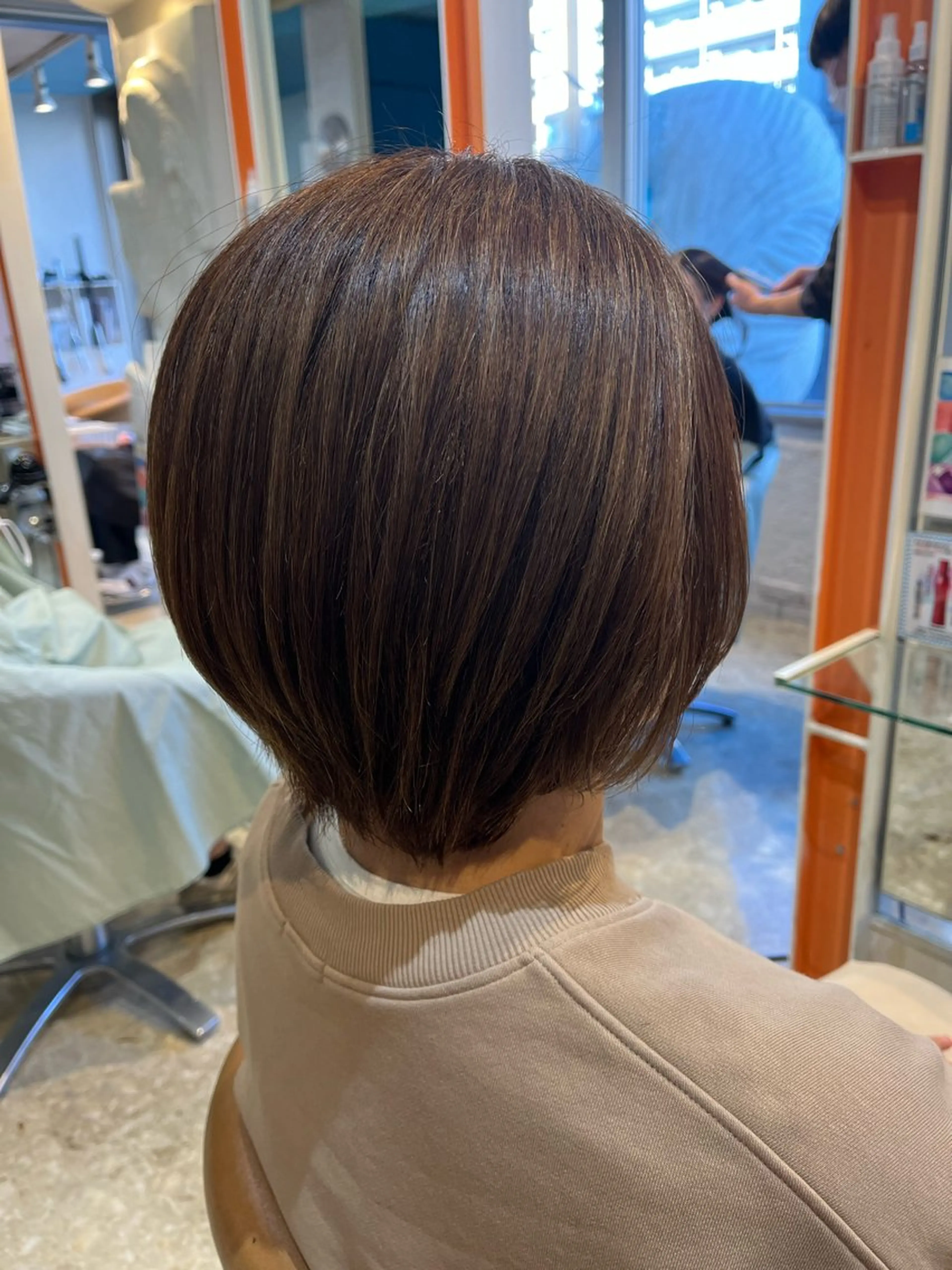 ショート カラー カット ヘアカラー トリートメント うしだ かおるのヘアスタイル