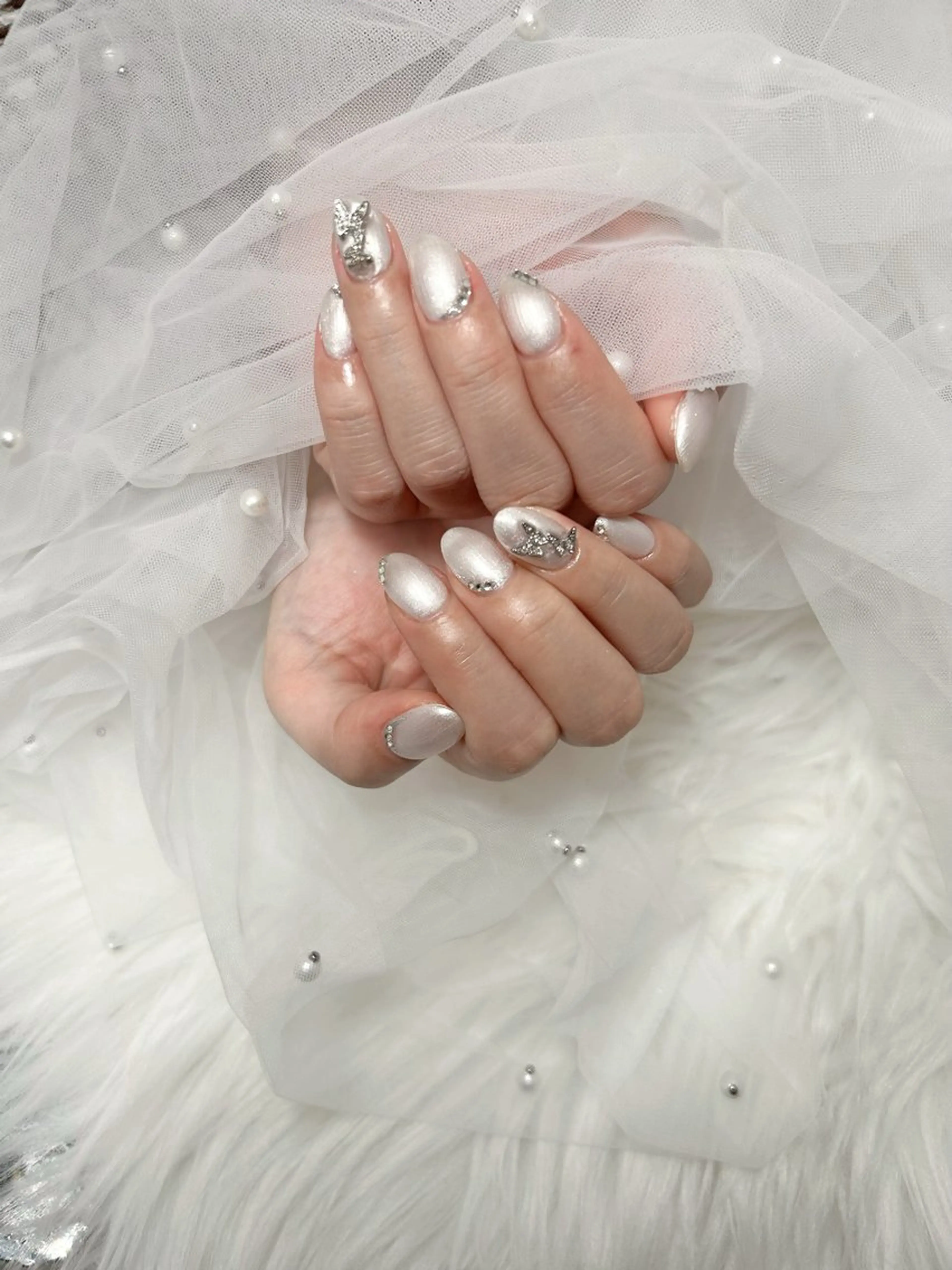 ネイル アートネイル 桜ネイル フレンチネイル ガラスフレンチ グラデーション ハンドネイル ハンドケア 🌈 Laule'aのネイルデザイン