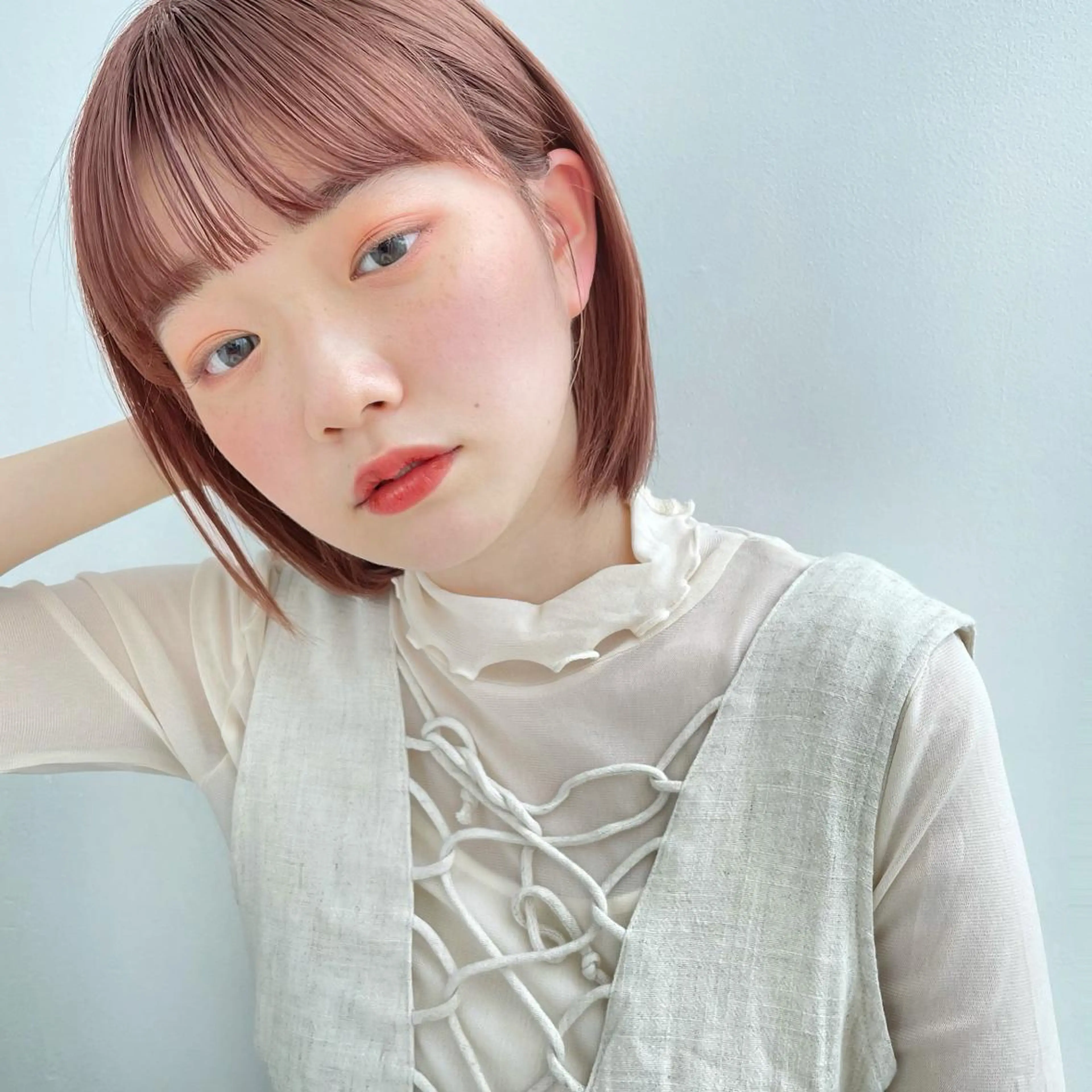 ショート カラー ヘアアレンジ ベージュカラー ピンクカラー ピンクベージュ 【柔らか透明感✨/ 似合せ前髪】大石葉月のヘアスタイル