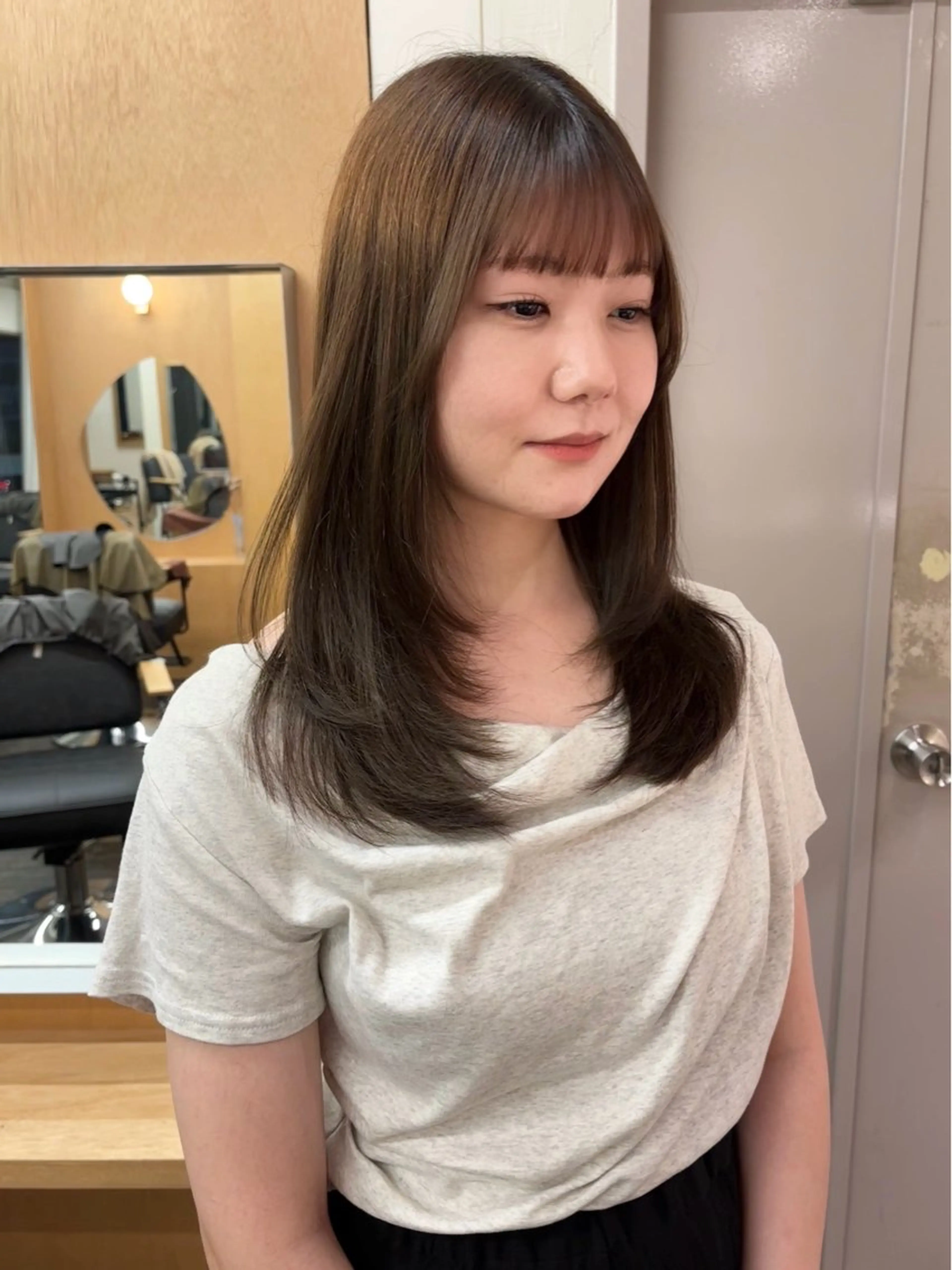 セミロング 美空🐇 レイヤー / 透明感カラー🩰のヘアスタイル