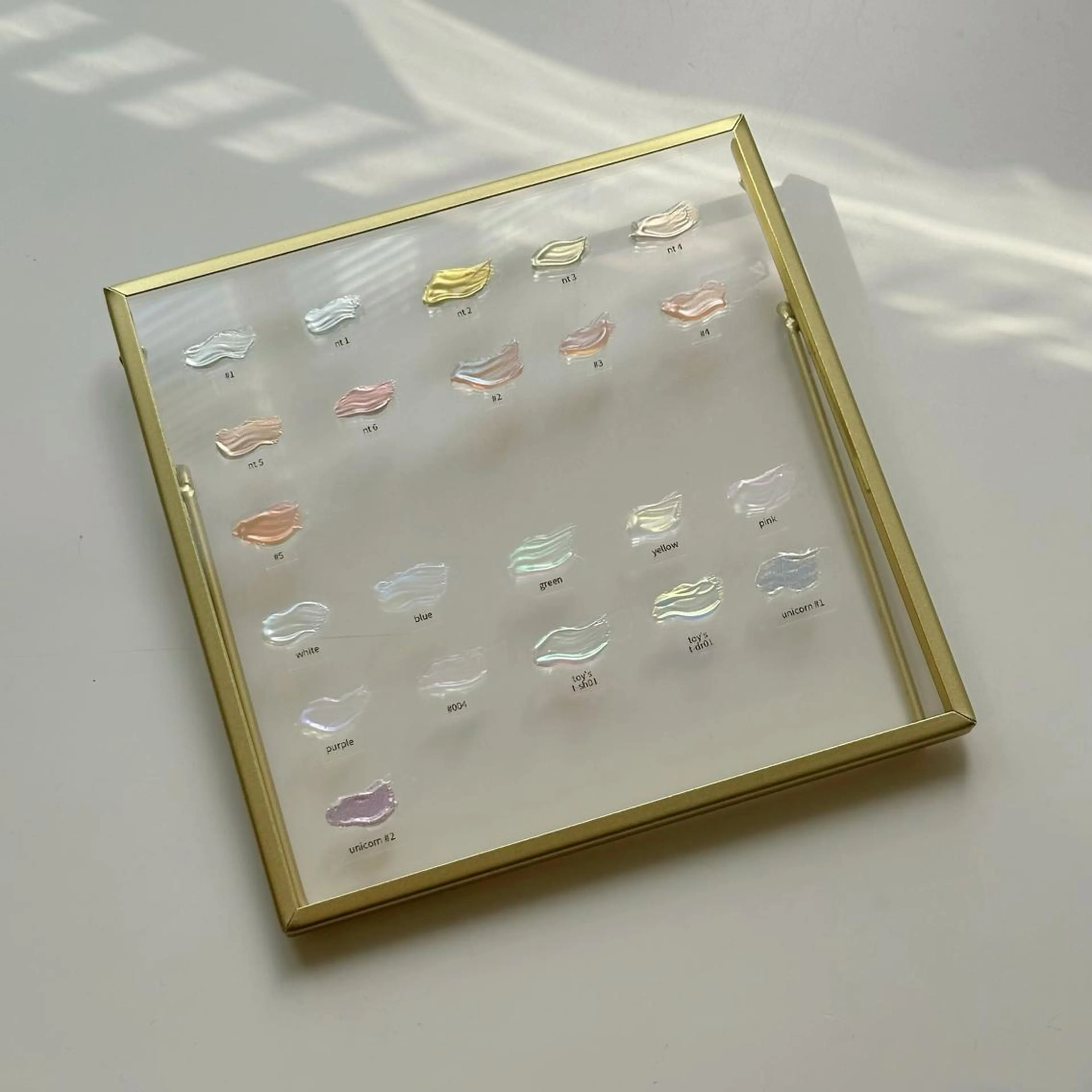 ネイル オーロラネイル ミラーネイル ハンドネイル tsugi nailのネイルデザイン