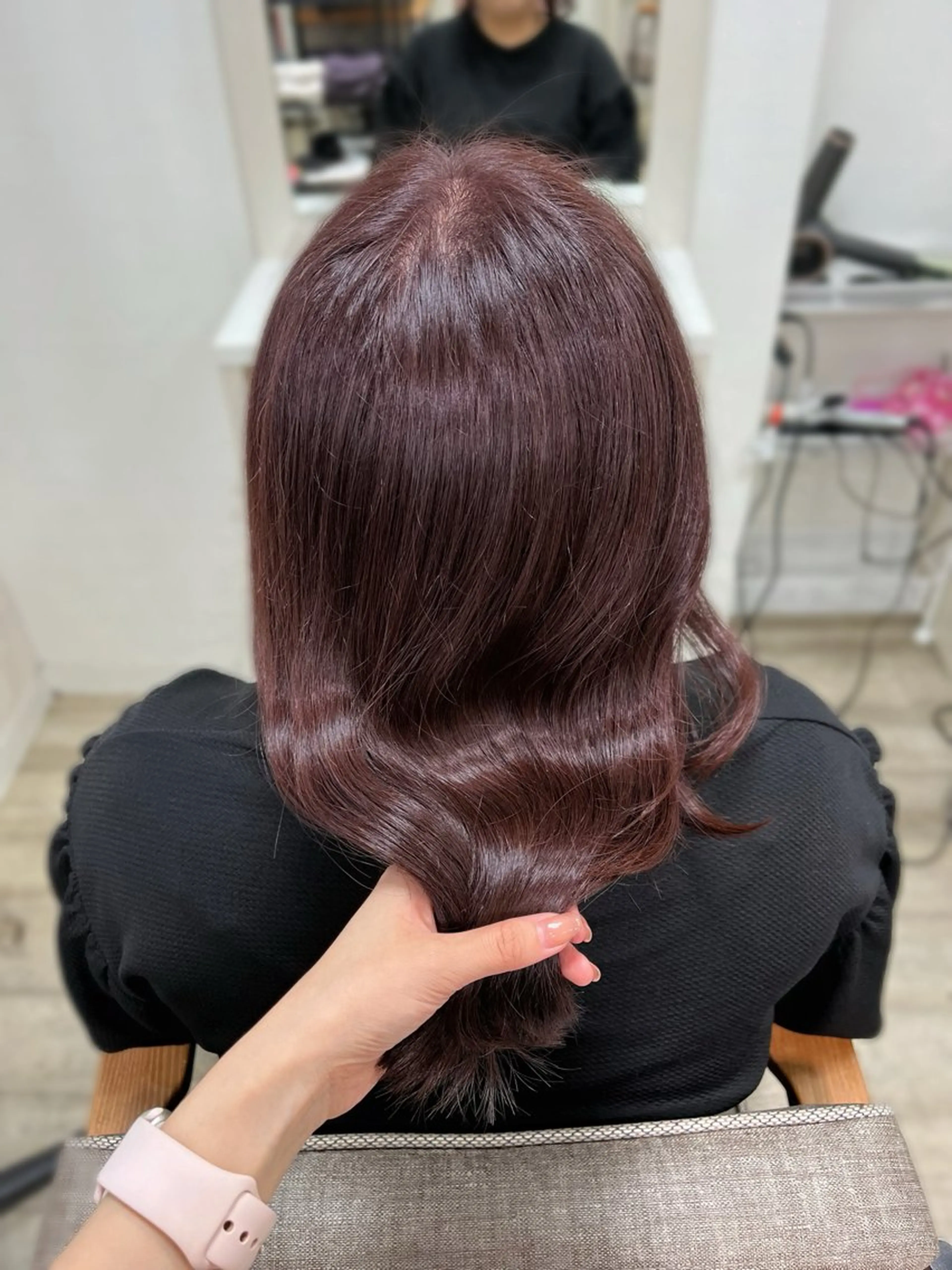 ロング カラー ヘアアレンジ ヘアカラー トリートメント hazuki🐈‍⬛ 透明感カラーのヘアスタイル