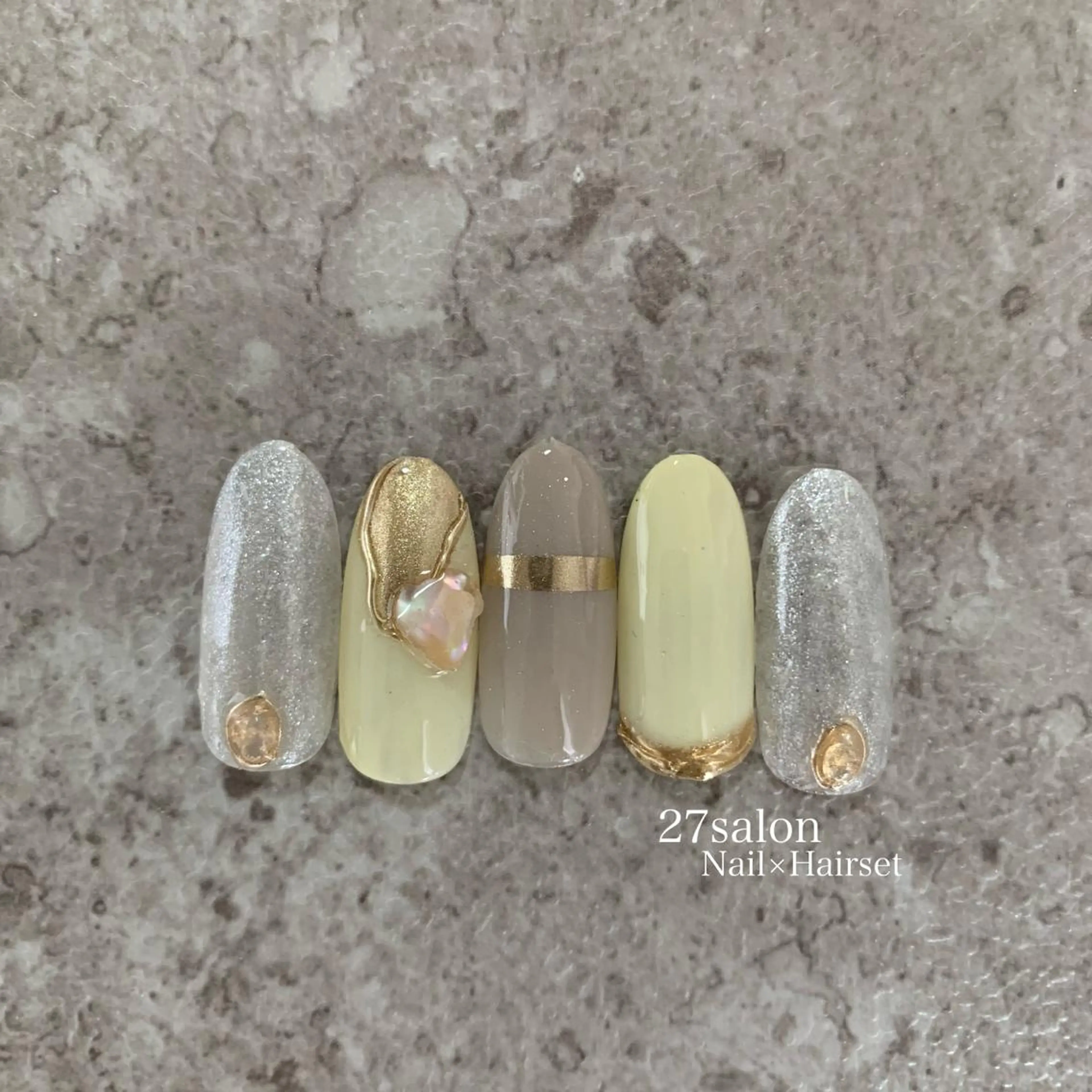 ネイル 春ネイル 黄色 27salon yuinaのネイルデザイン