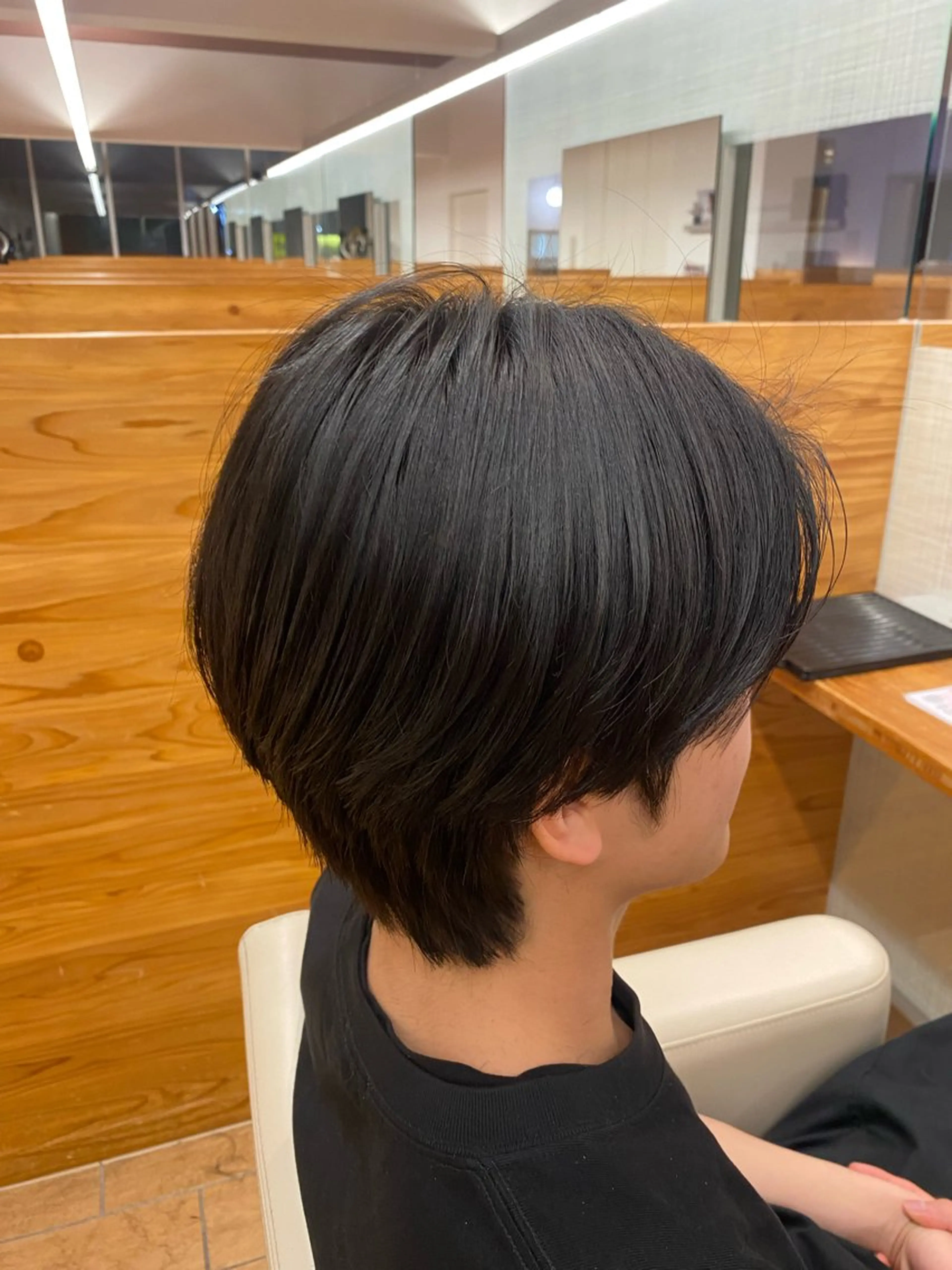 メンズ センターパート カット 菊池唯愛 暖色カラー / メンズカットのヘアスタイル