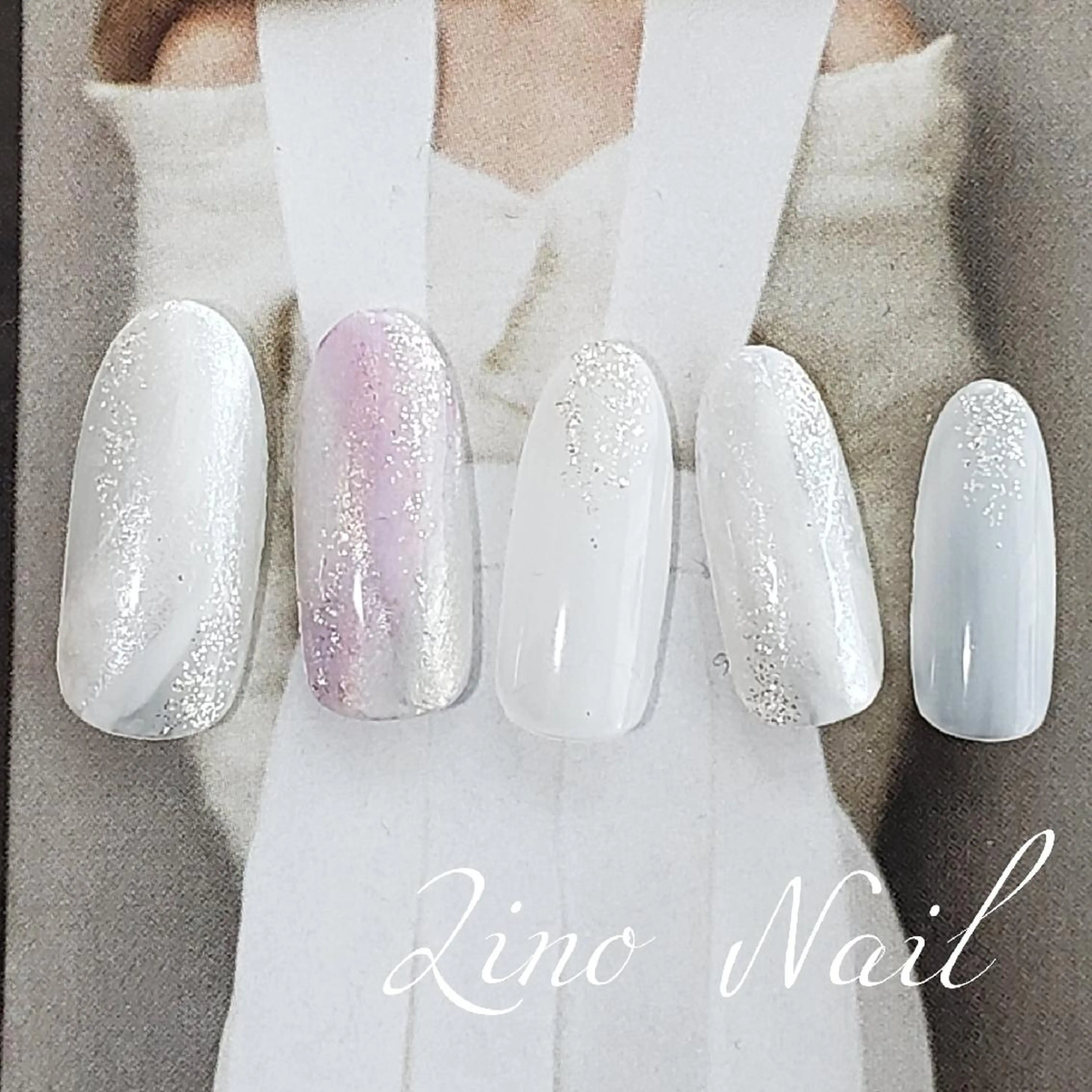 ネイル カジュアル ジェルネイル グリーン キラキラネイル ラメ(グリッター) ハンドネイル Lino Nailのネイルデザイン