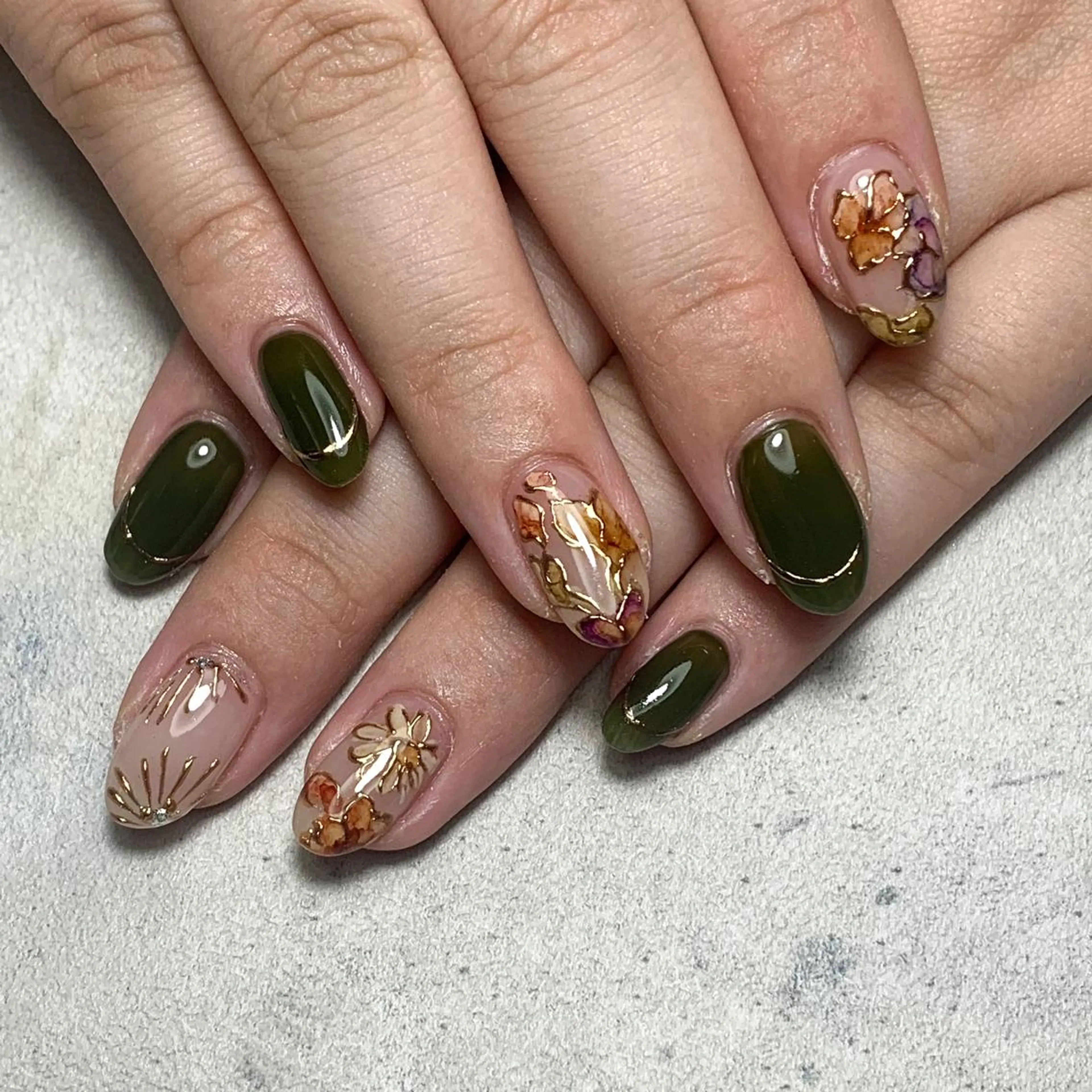 ネイル ハンドネイル FIORITURA aiのネイルデザイン