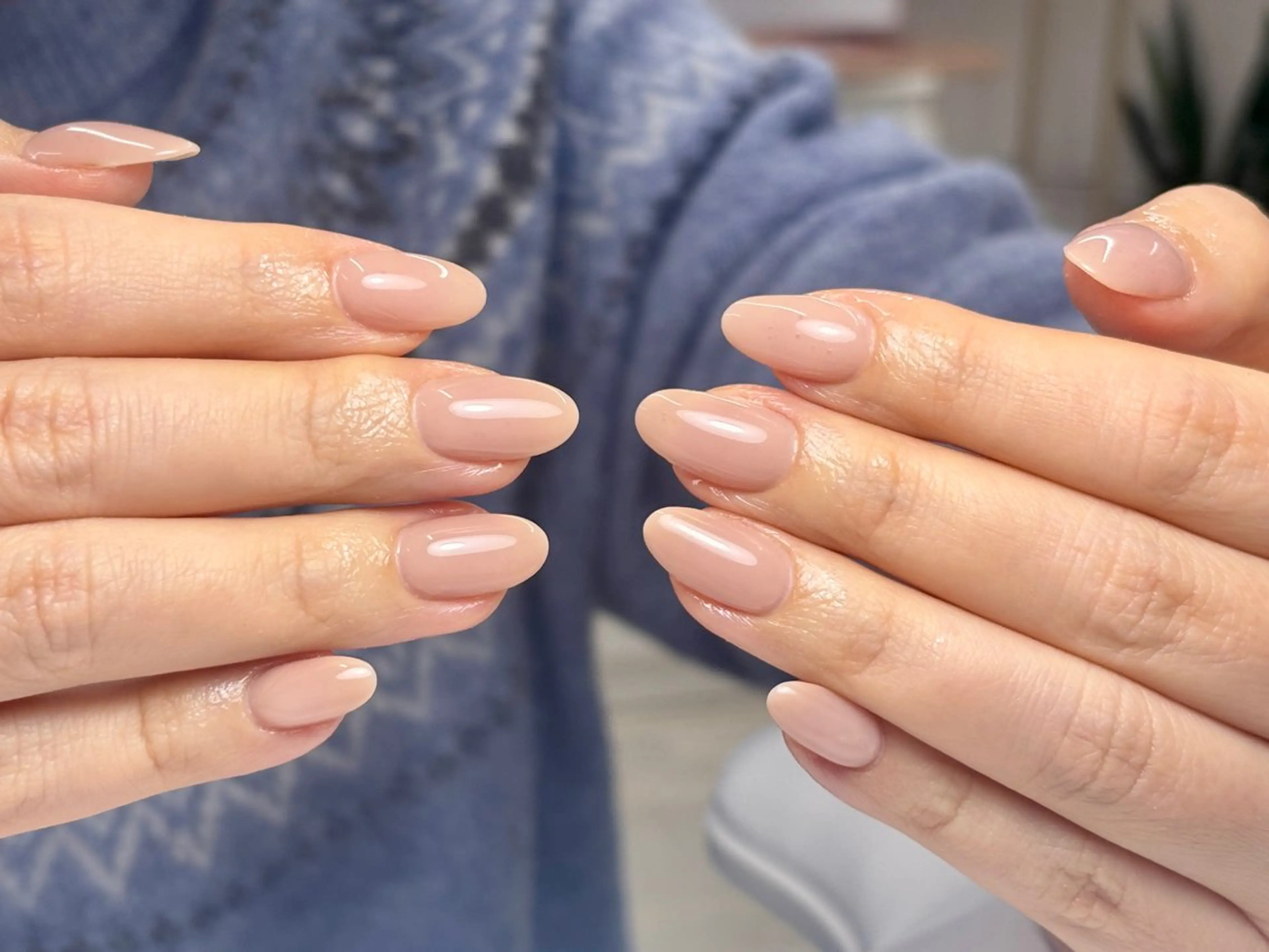 ショート ハンドネイル トゥー フエンのネイルデザイン