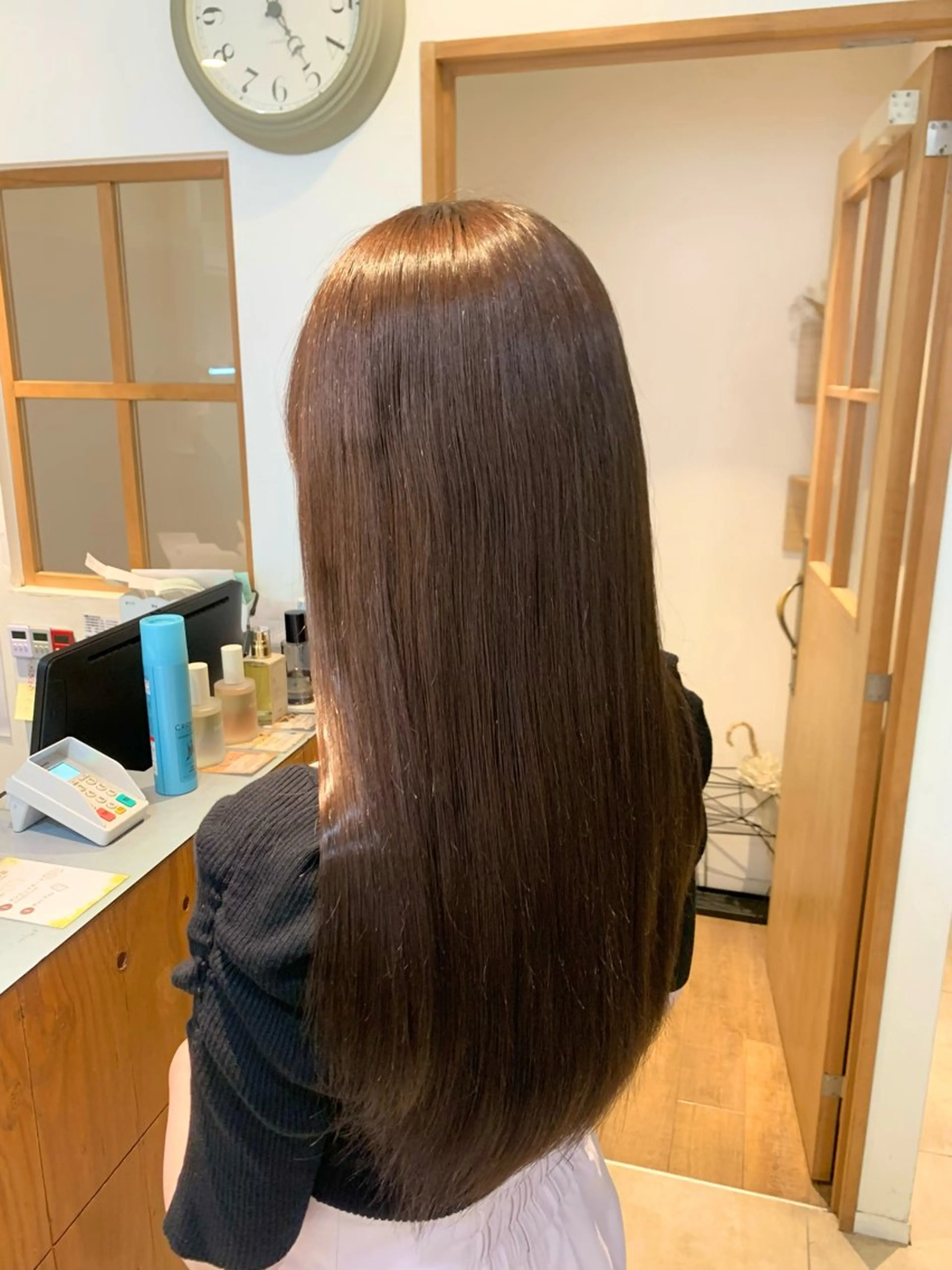 ロング カラー ブラウンカラー チョコレートブラウン ヘアカラー 庄司 沙羅のヘアスタイル