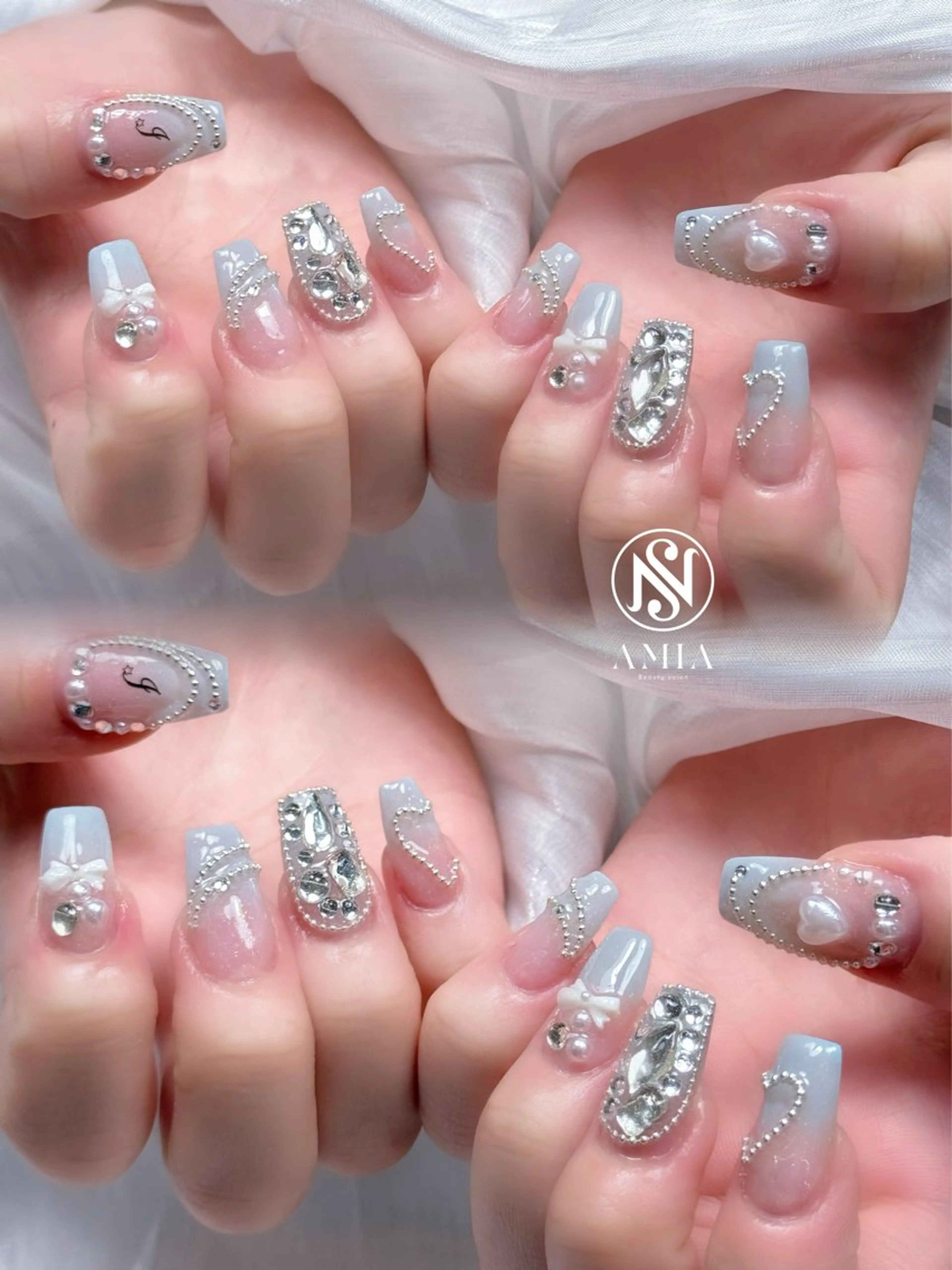 セミロング ハンドネイル 🌟AMIA BEAUTY🌟のネイルデザイン