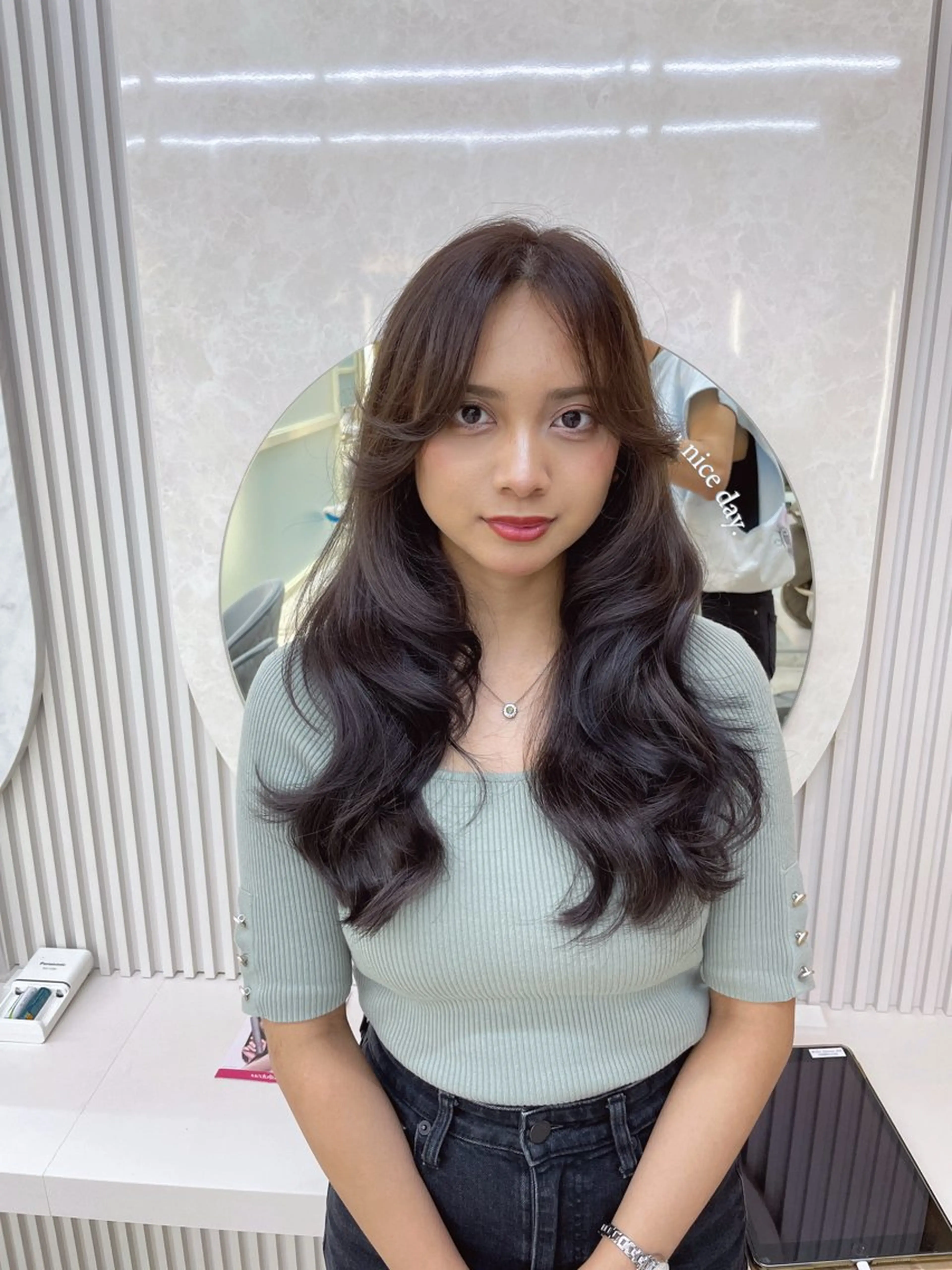 ロング レイヤー/顔周り /透明感/TAKUのヘアスタイル