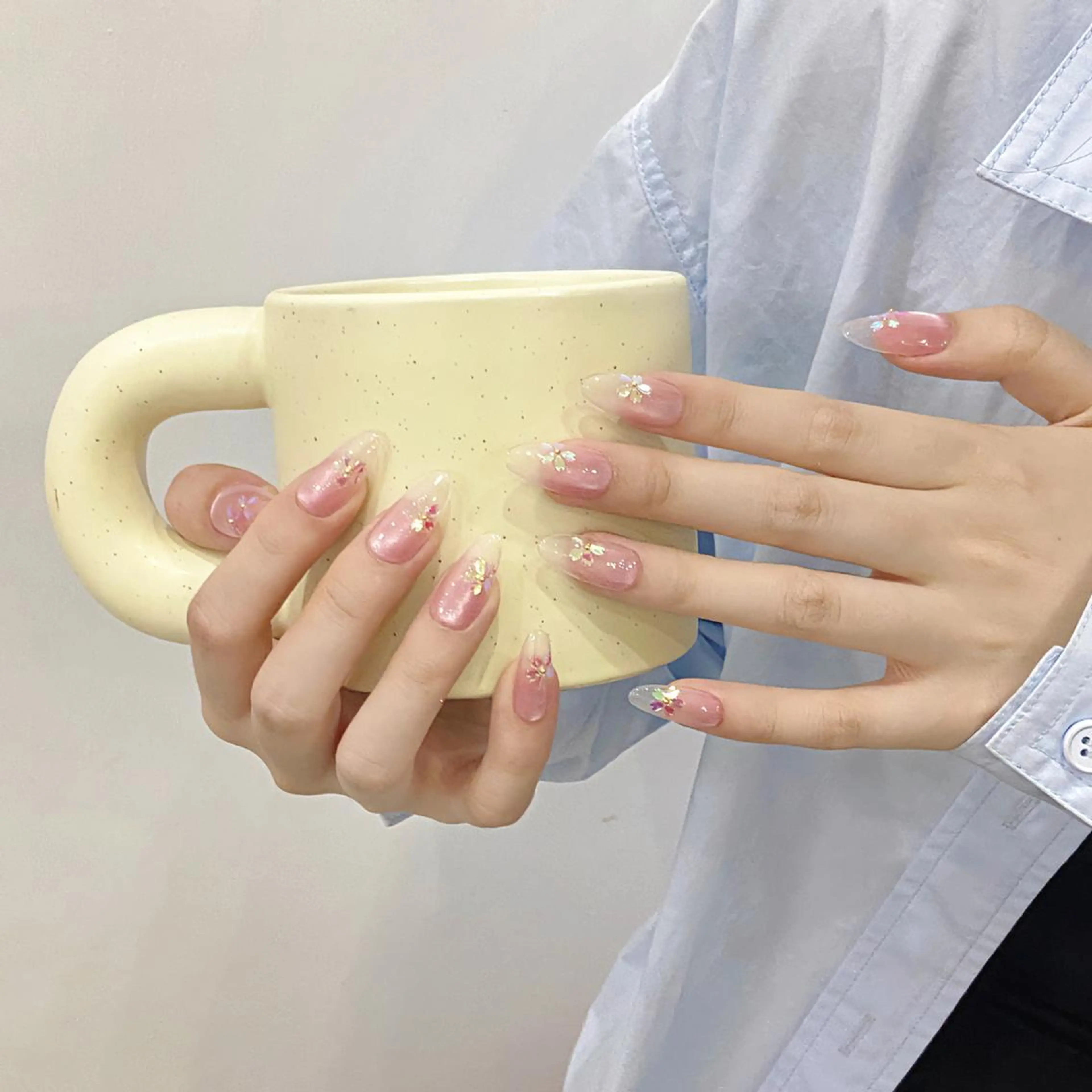 ネイル ジェルネイル スカルプネイル ネイルチップ ハンドネイル ハンドケア 🌸柚葉 🌸のネイルデザイン