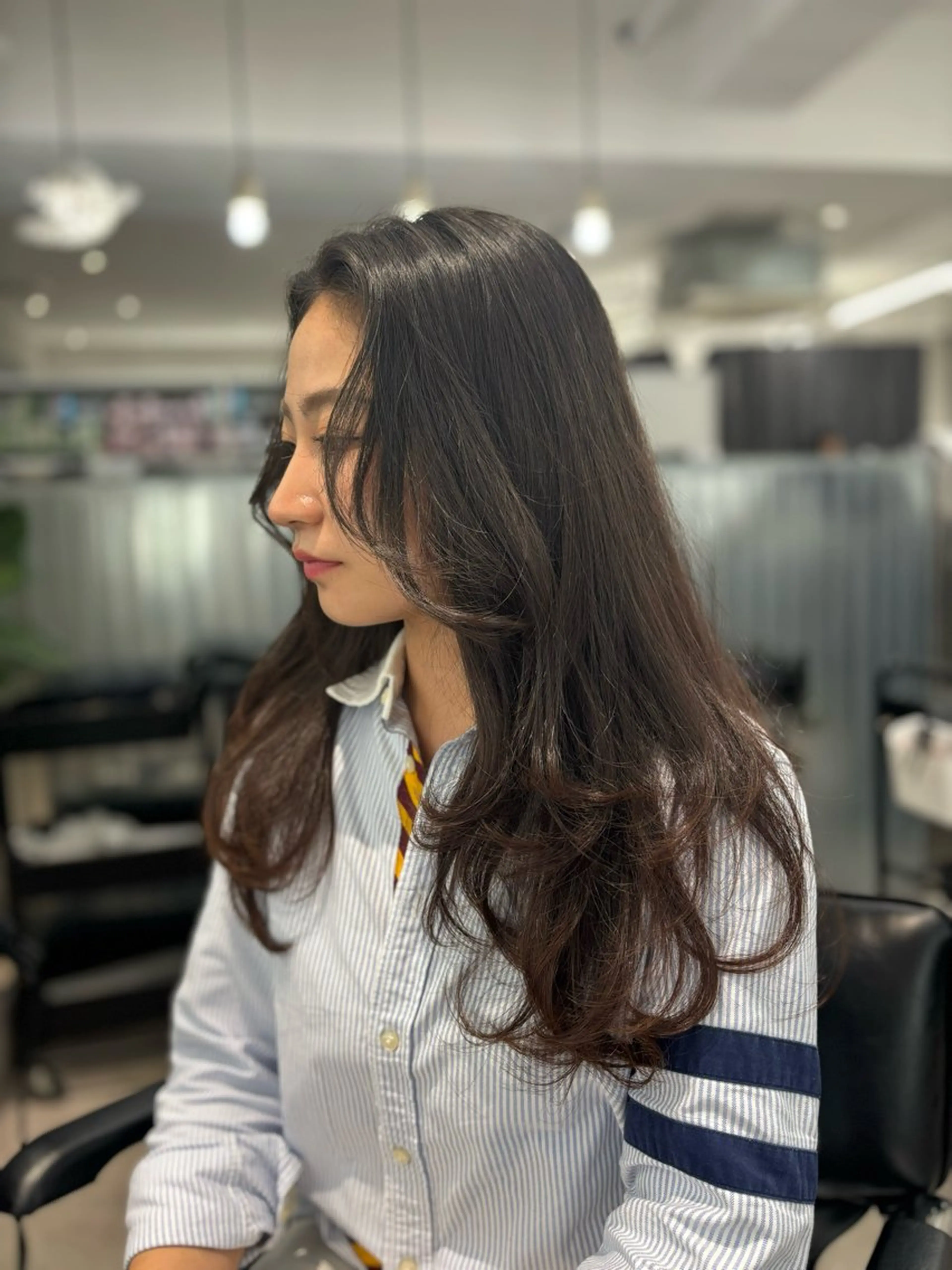 セミロング emi 韓国ワンホンヘアのヘアスタイル